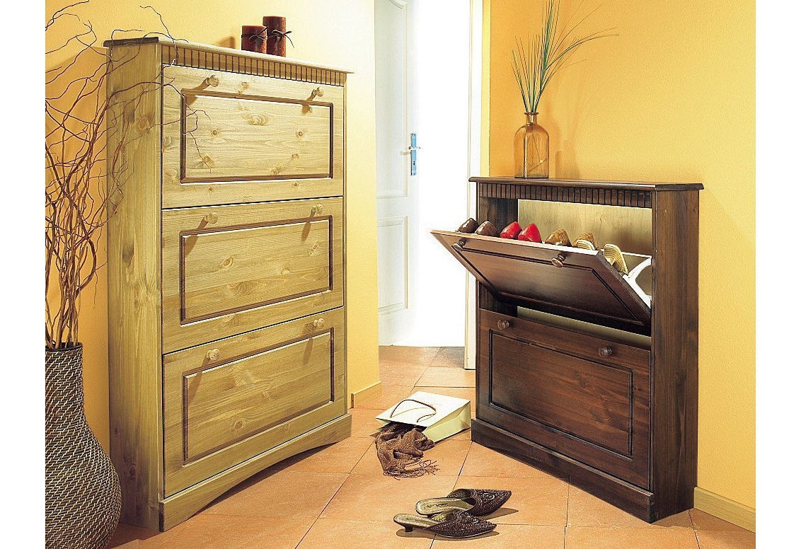 Home affaire Schuhschrank »Rustic«, aus massiver Kiefer, FSC®-zertifiziert,  mit Kassetenoptik bei OTTO