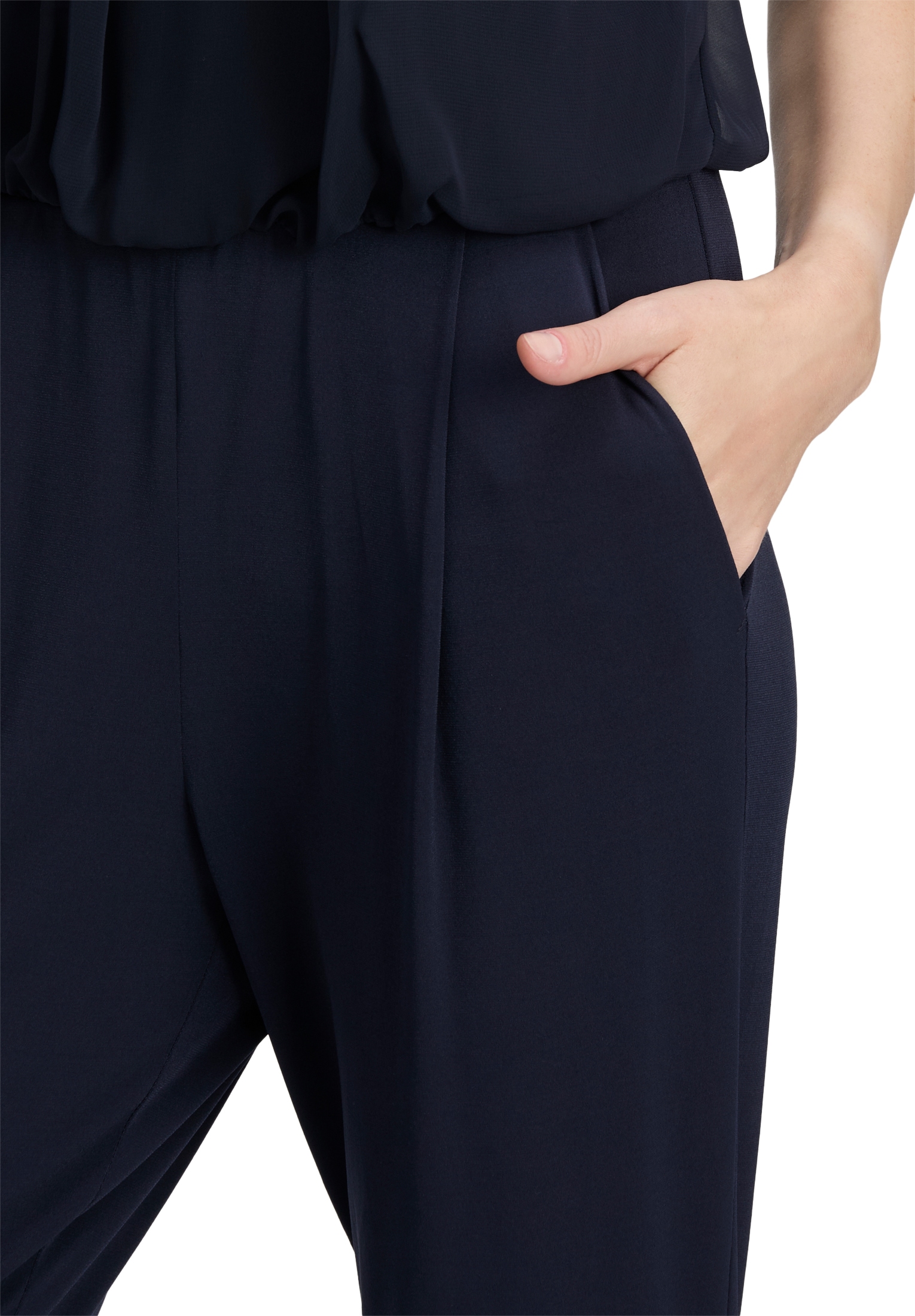 Vera Mont Jumpsuit »Jumpsuit mit Cut-Outs«