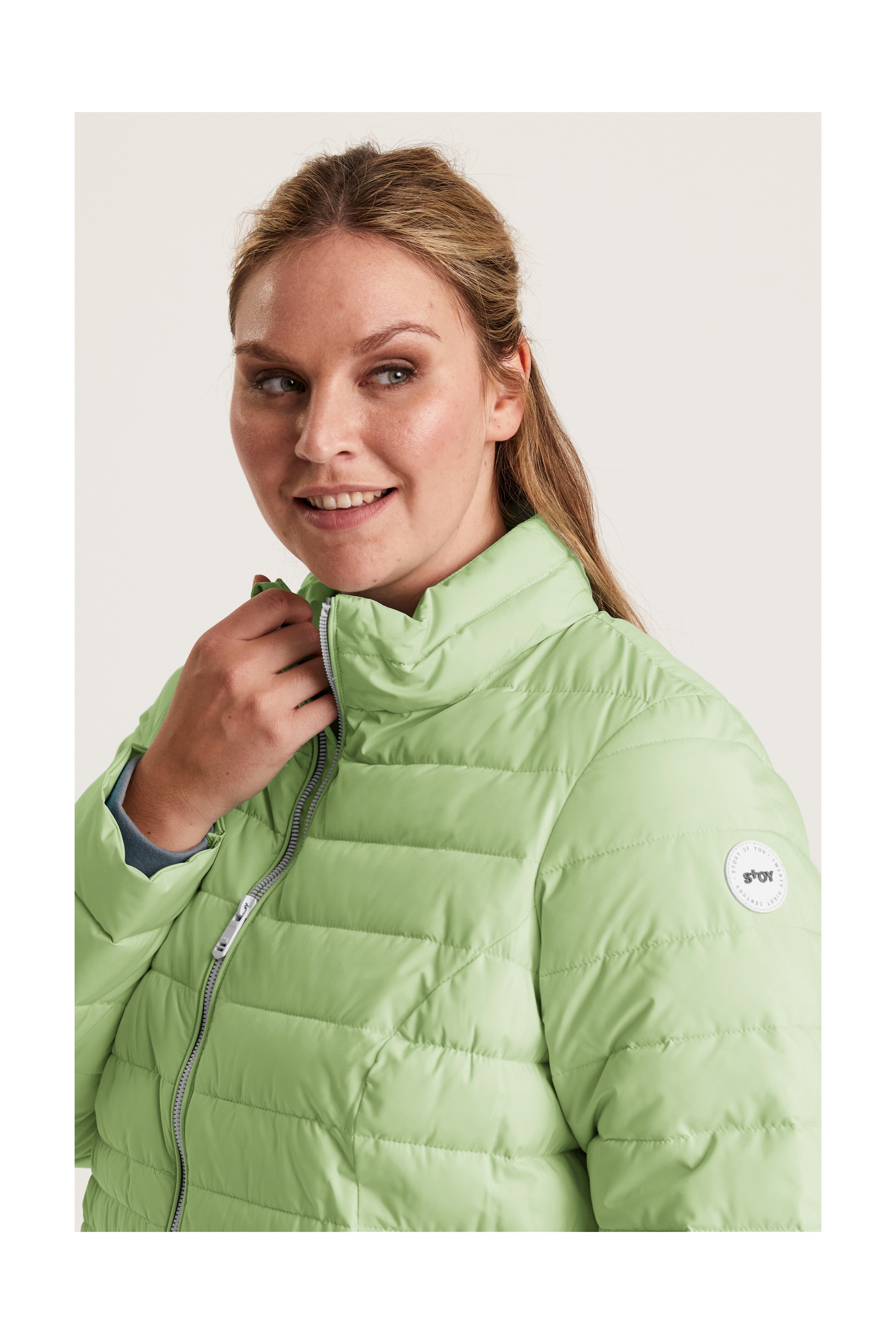 STOY Steppjacke »STS 21 WMN QLTD JCKT«, Leichte, atmungsaktive Damenjacke, wasserabweisend