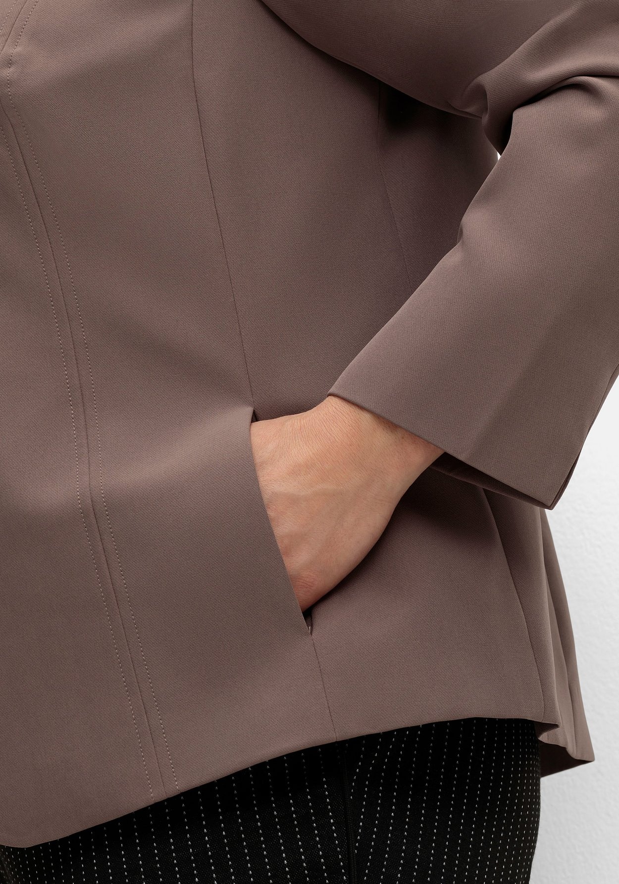 Sheego Jackenblazer »Blazer mit Stehkragen und Kontrast-Zipper«