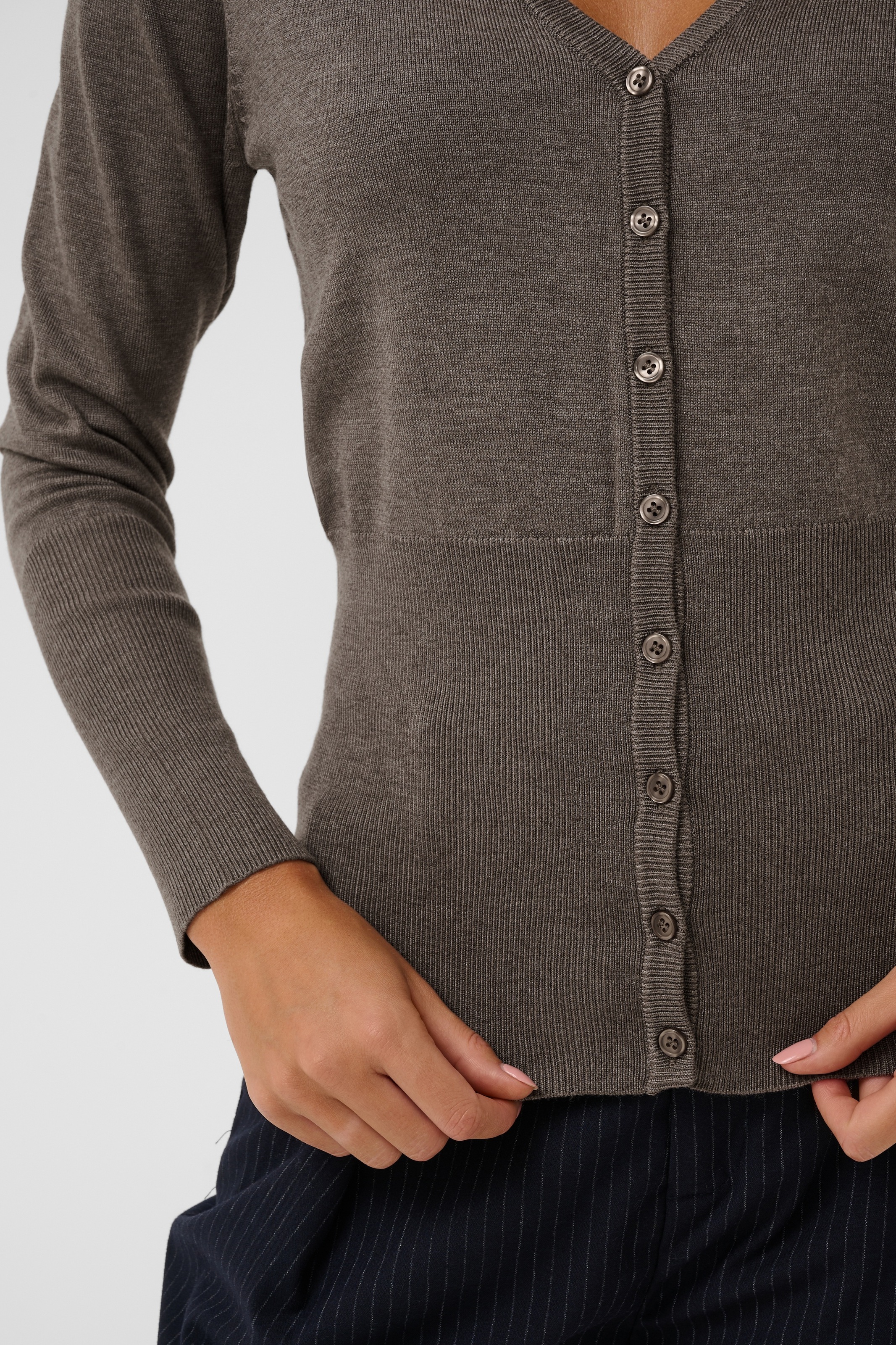 Saint Tropez Strickjacke »MilaSZ Slim Cardigan« Viskosemischung, Fitted