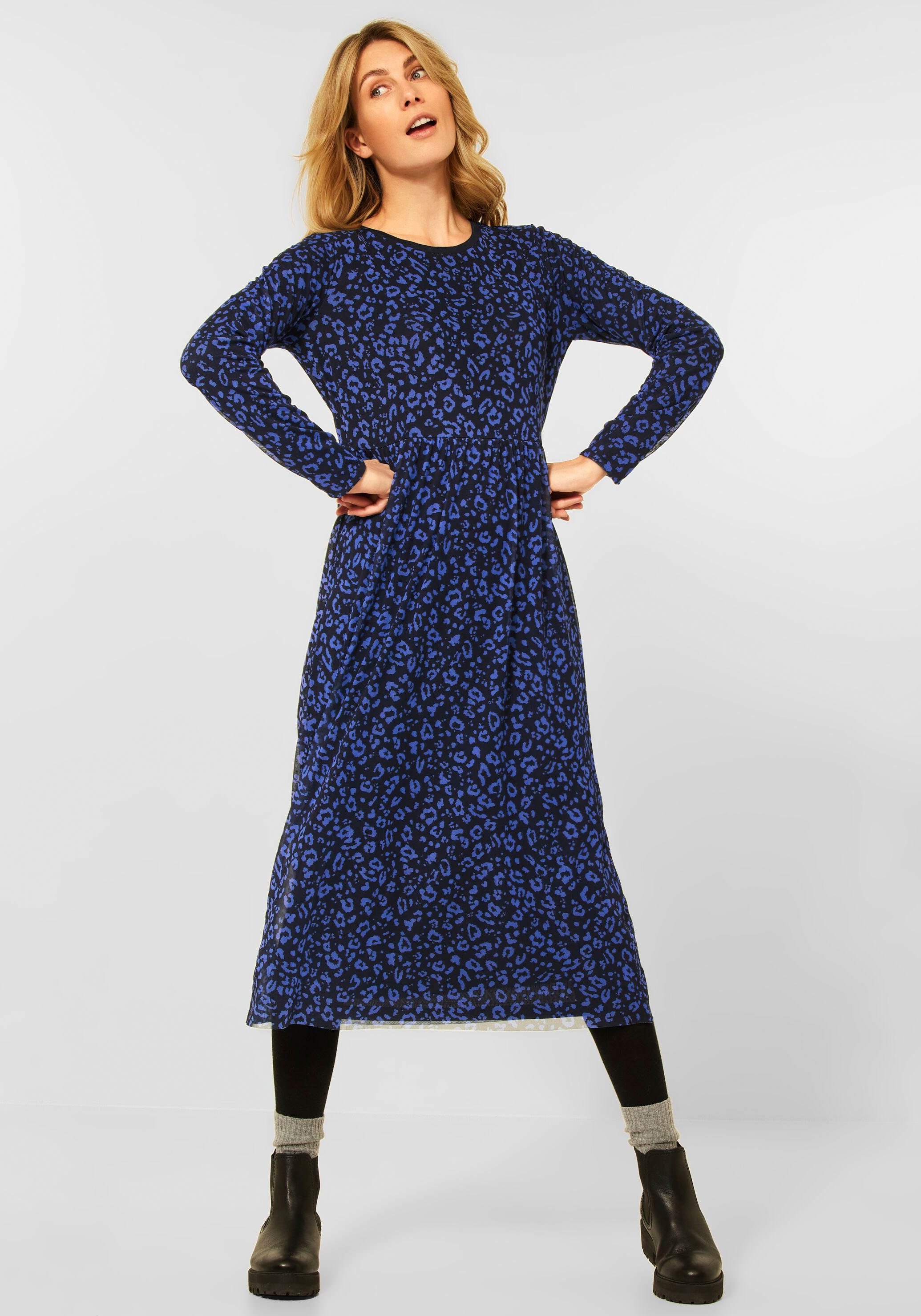 Cecil Meshkleid, mit Mini Leo Print