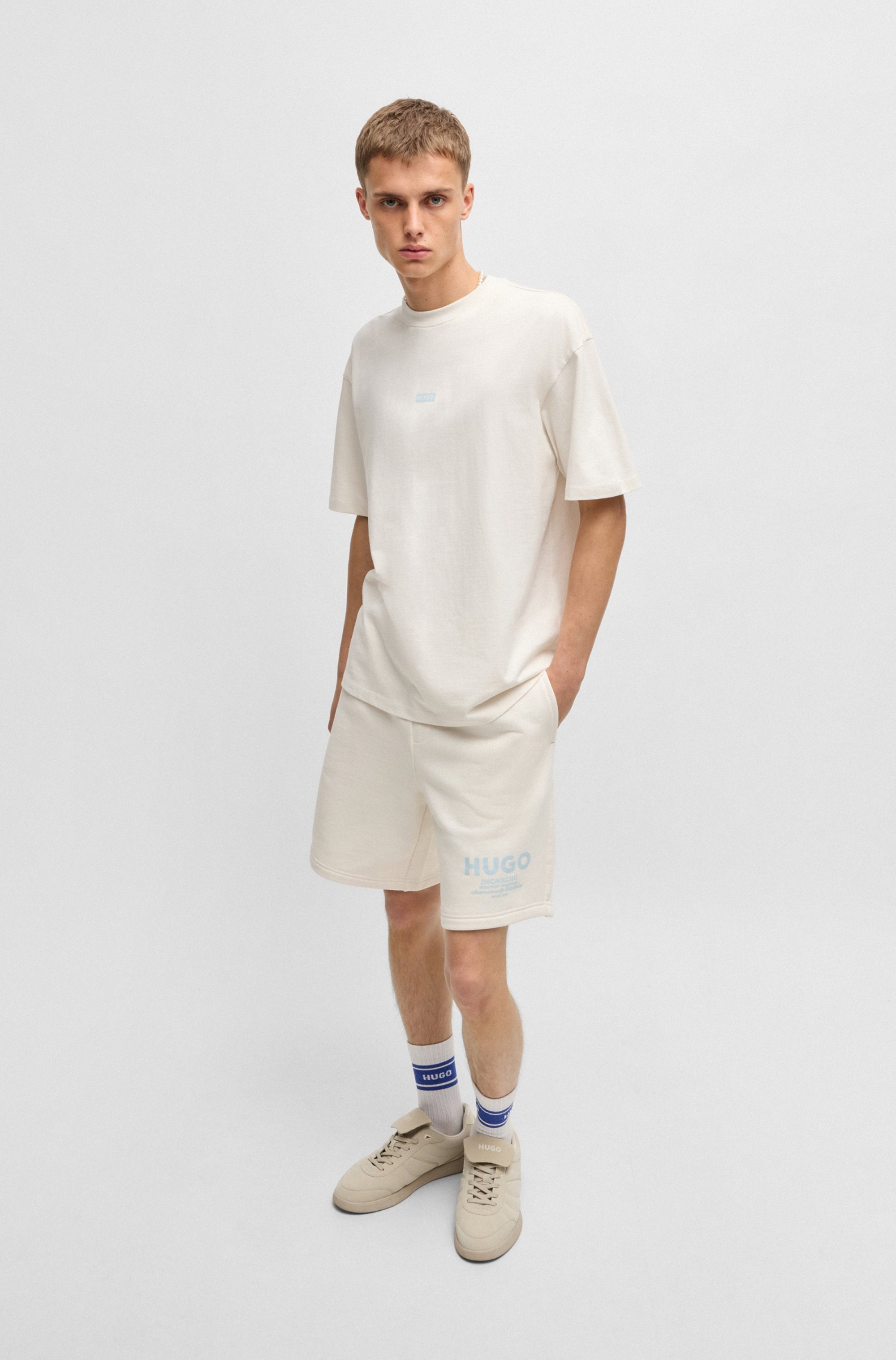 HUGO Blue T-Shirt »Nalono«, mit Logodruck, Oversized Look mit Backprint