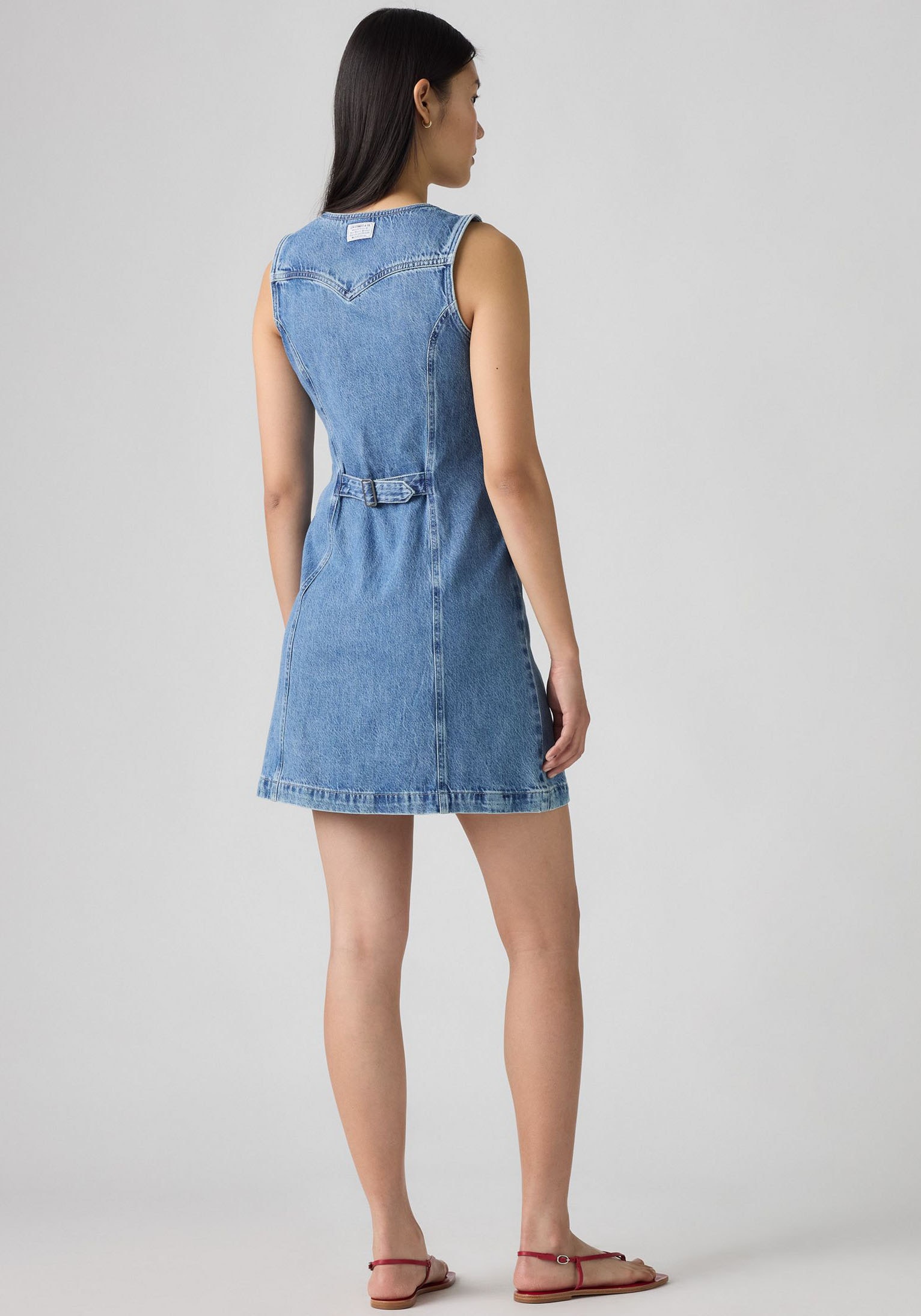 Levi's® Jeanskleid »VIANNA VEST DRESS« Eingrifftaschen mit V-Ausschnitt, Slim Fit, ärmellos