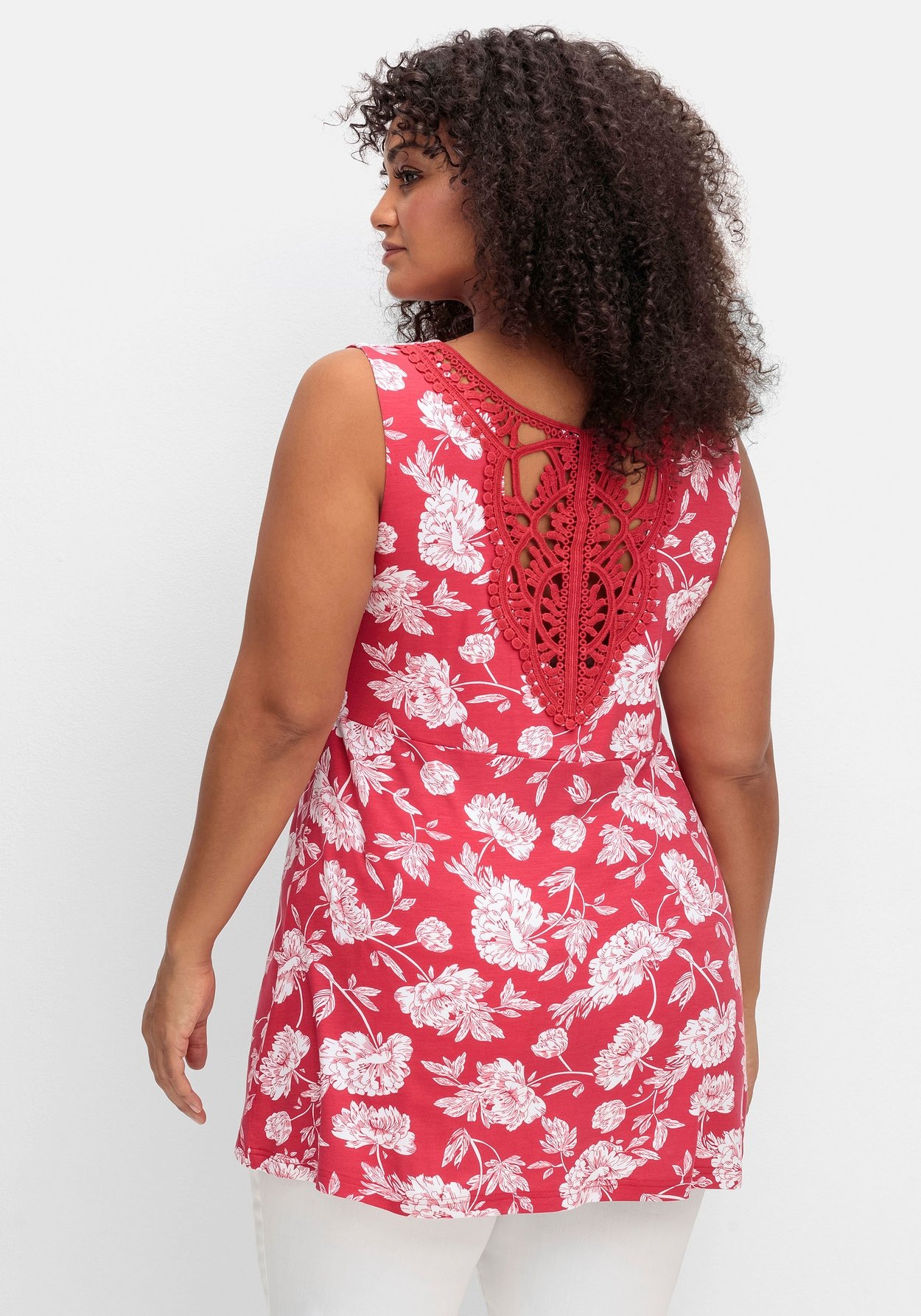Sheego Longtop »Longtop mit Blumendruck und Spitze im Rücken«