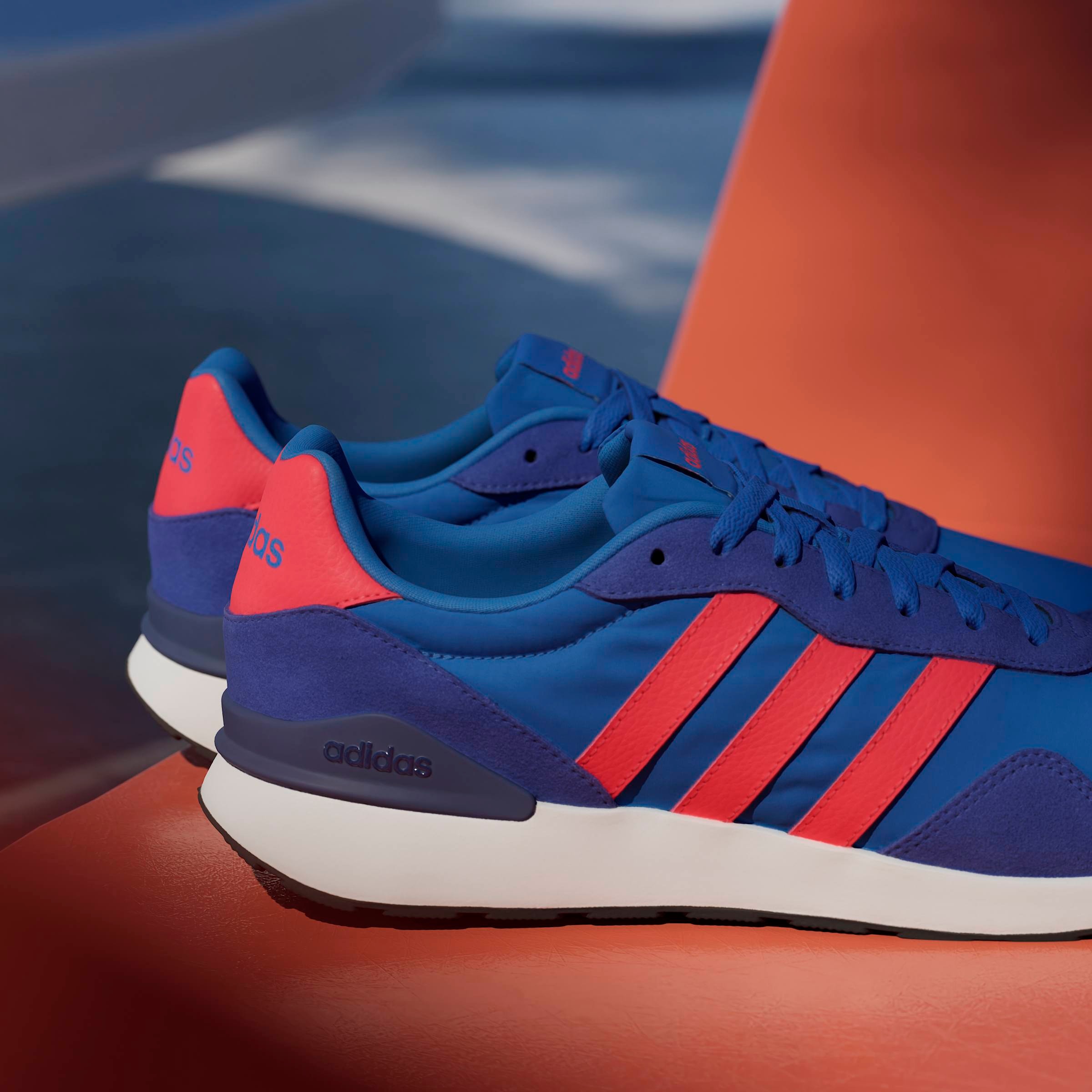 adidas Sportswear Sneaker »RUN 60S 4.0«  inspiriert vom Design der adidas ZX Modelle