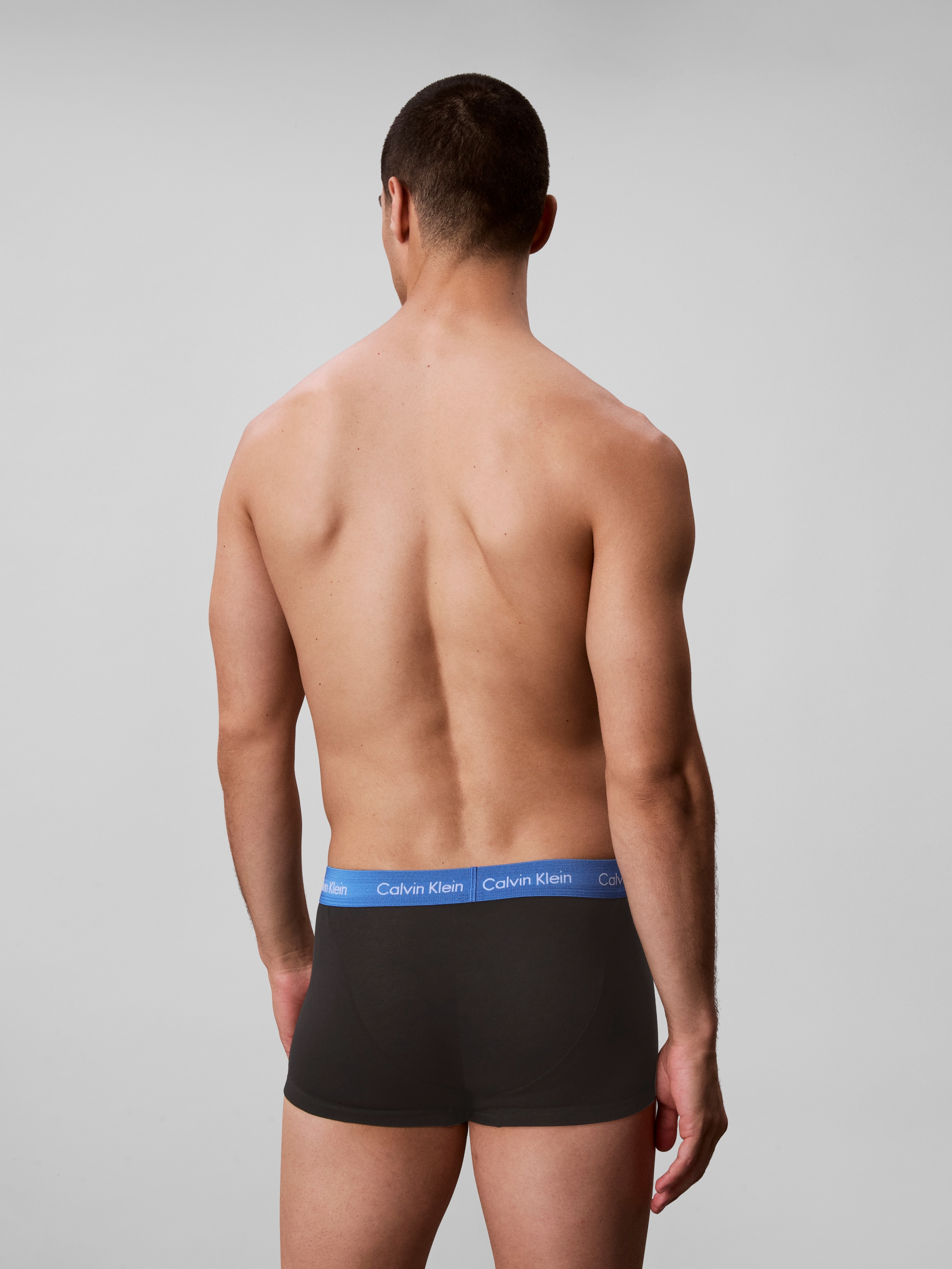 Calvin Klein Underwear Boxershorts »Low Rise Trunk 3pk« Packung, 3er-Pack, 3 Stk. mit Logobündchen