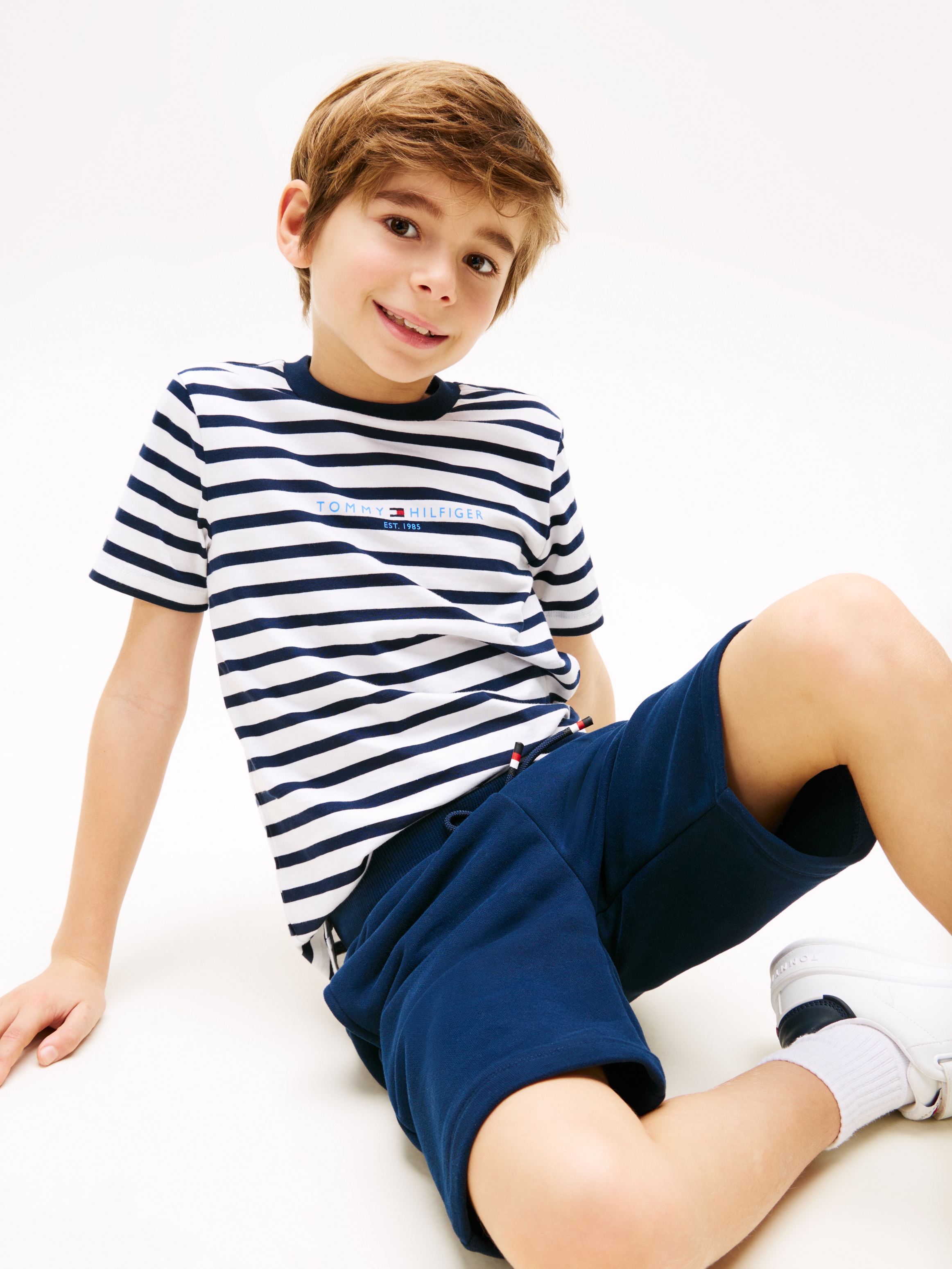 Tommy Hilfiger T-Shirt & Shorts, mit Logoschriftzug