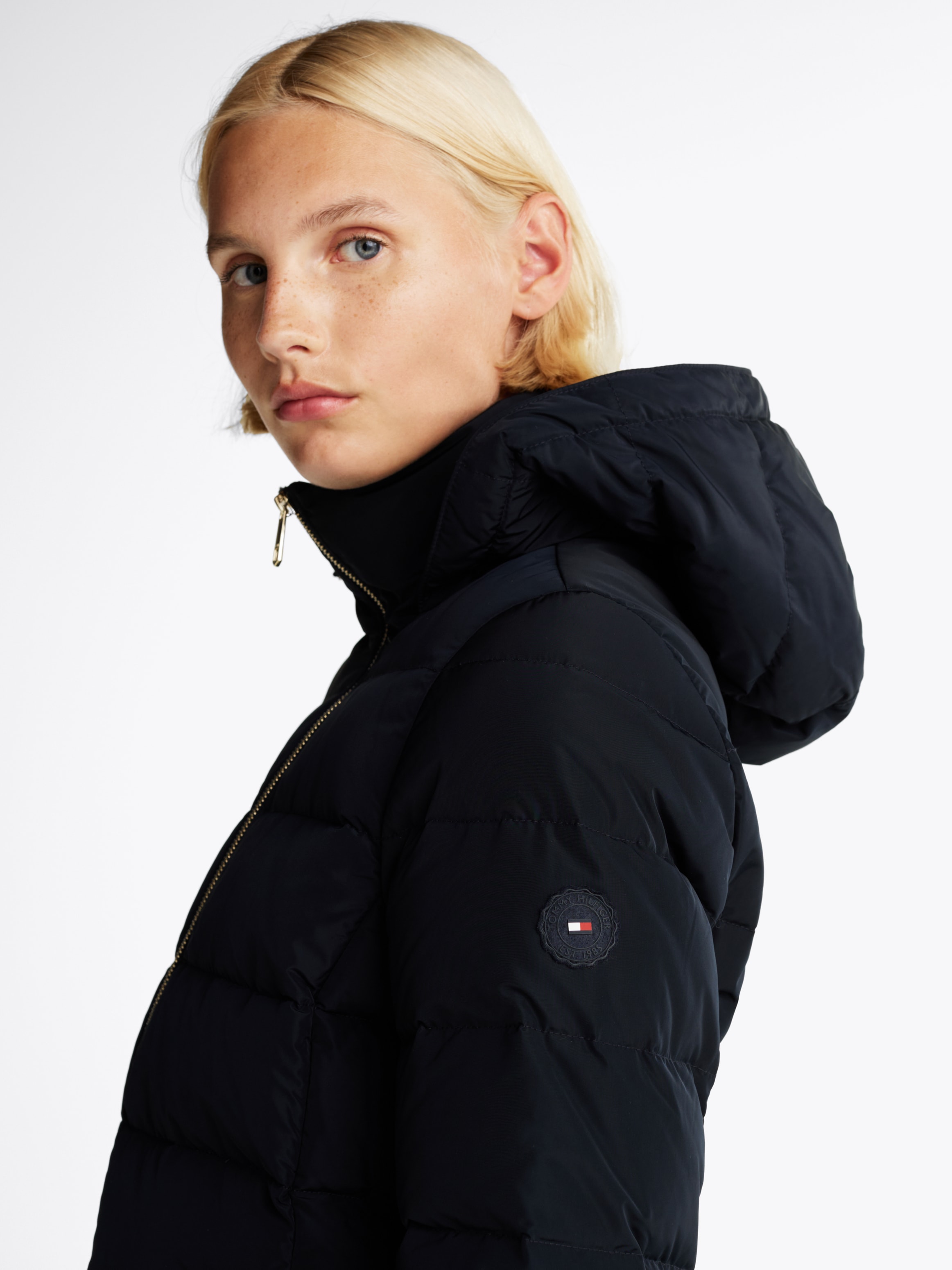 Tommy Hilfiger Steppmantel »HERITAGE DOWN TYRA COAT WITH FUR«, mit Fellimitat