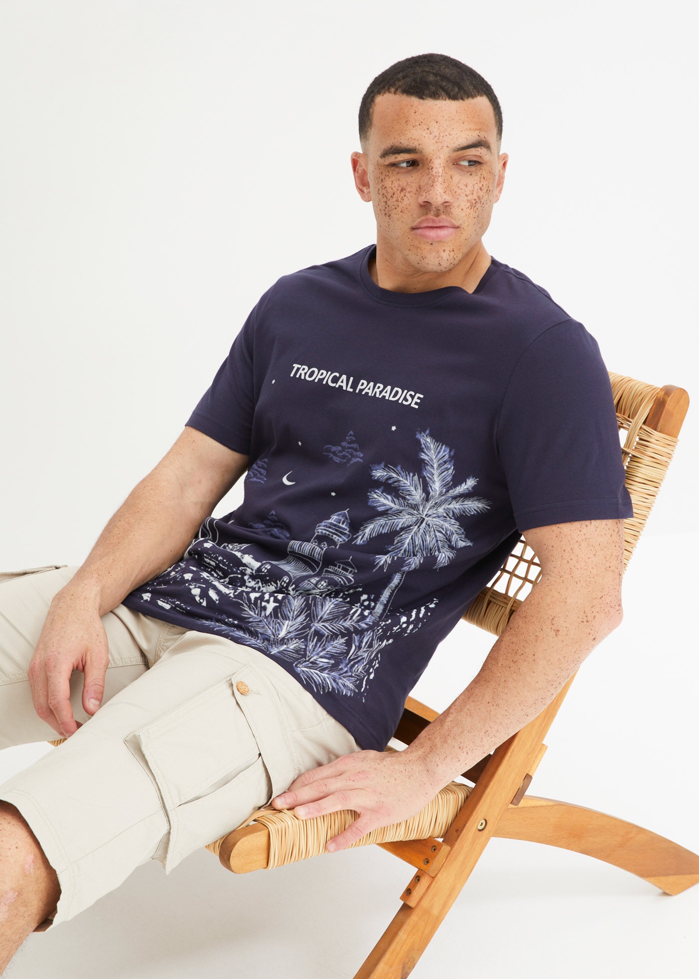 bonprix T-Shirt »T-Shirt aus reiner Baumwolle« Regular Fit, Kurzarm, Rundhalsausschnitt, aus Baumwolle