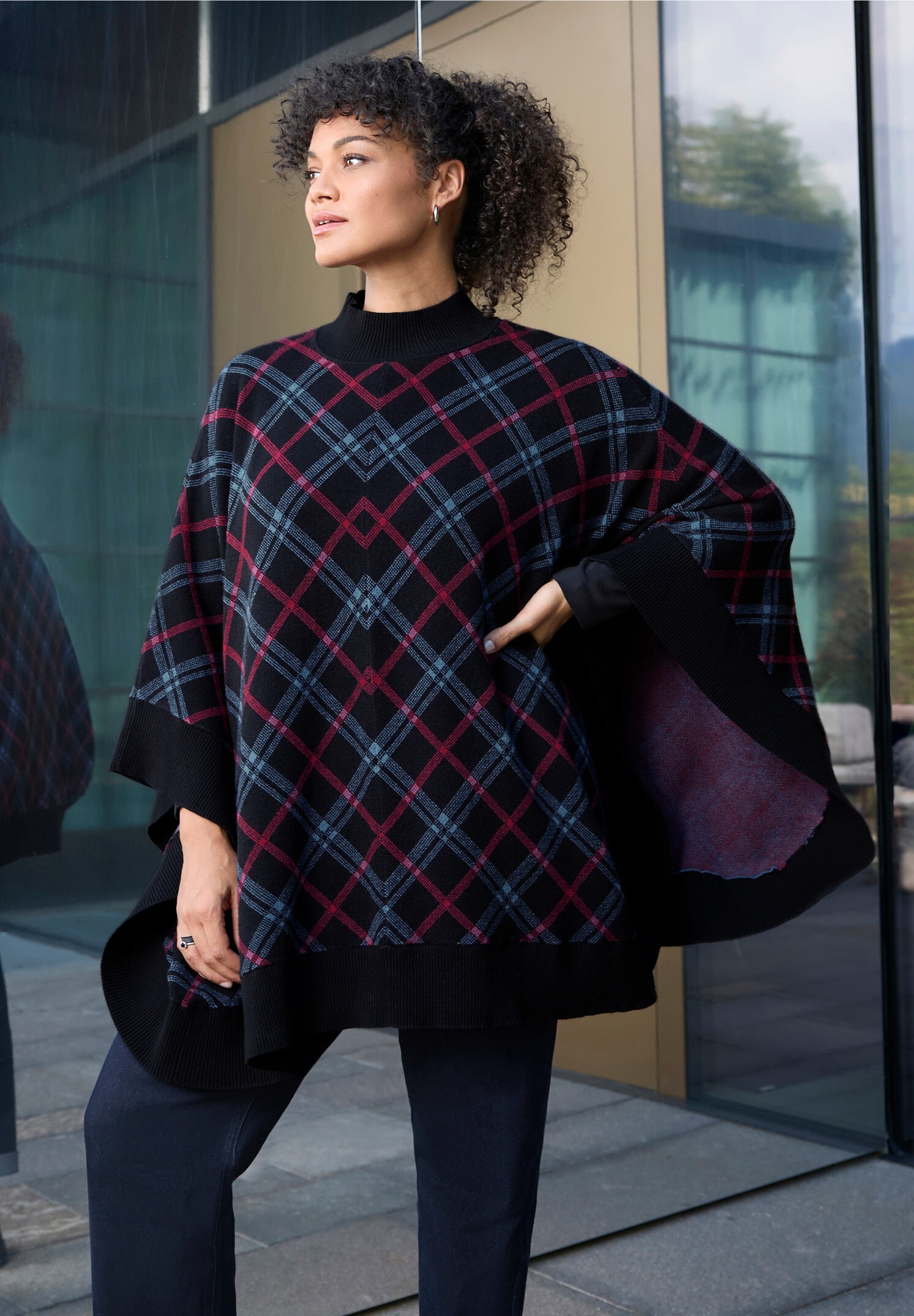 Sheego Strickponcho »Strick-Cape Strickponcho mit Karomuster«
