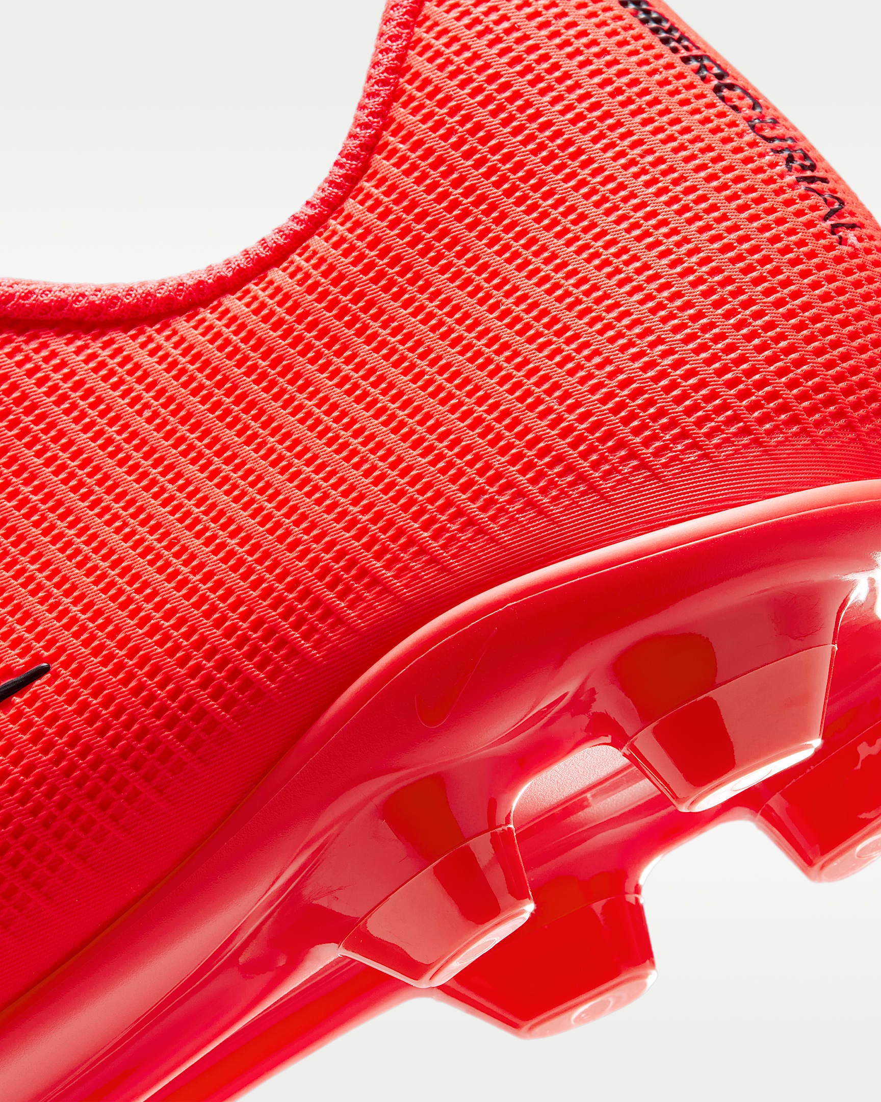 Nike Fußballschuh »Mercurial Vapor 17 Club MG«  für Rasen und Kunstrasen neuer Generation speziell feste Böden