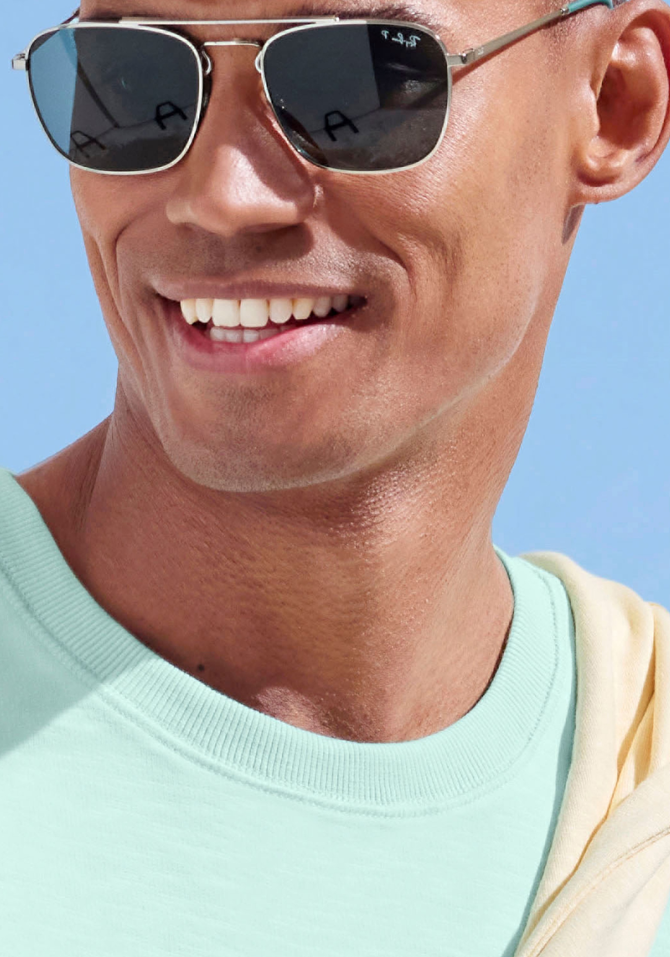 John Devin T-Shirt in Struktur-Qualität und modischen Farben