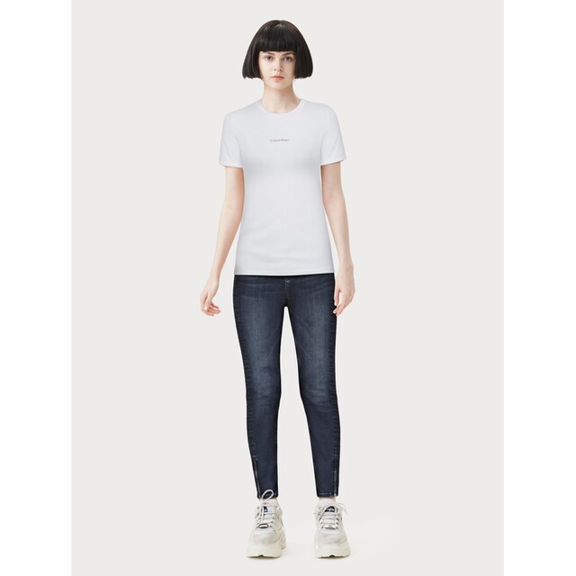 Klein Micro Logo-Schriftzug OTTO FIT Calvin LOGO Rundhalsshirt TEE«, »METALLIC SLIM metalicfarbenen Klein Calvin mit bei MICRO