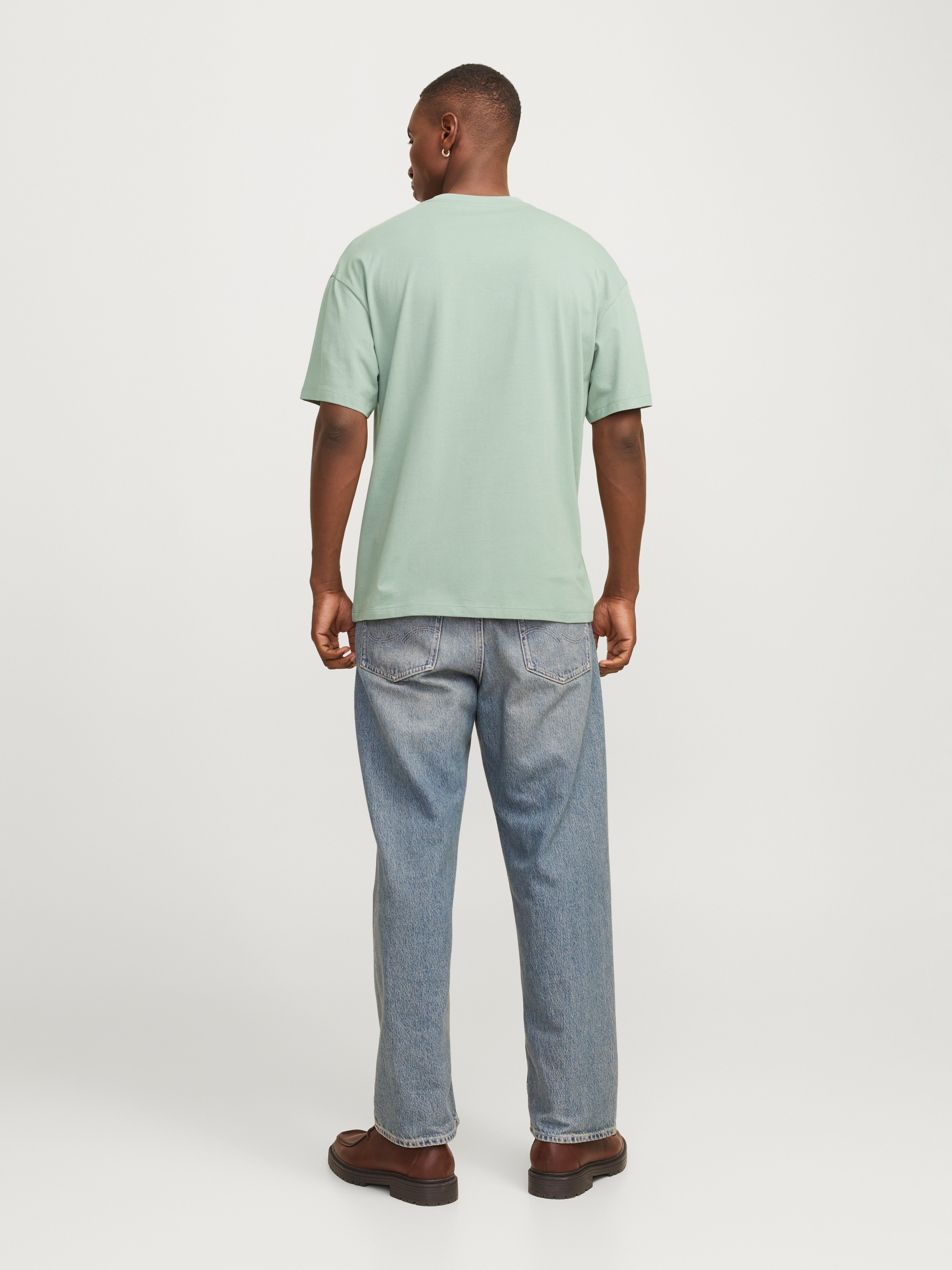 Jack & Jones Oversize-Shirt »JJEBRADLEY TEE SS O-NECK NOOS«, mit Rundhalsausschnitt