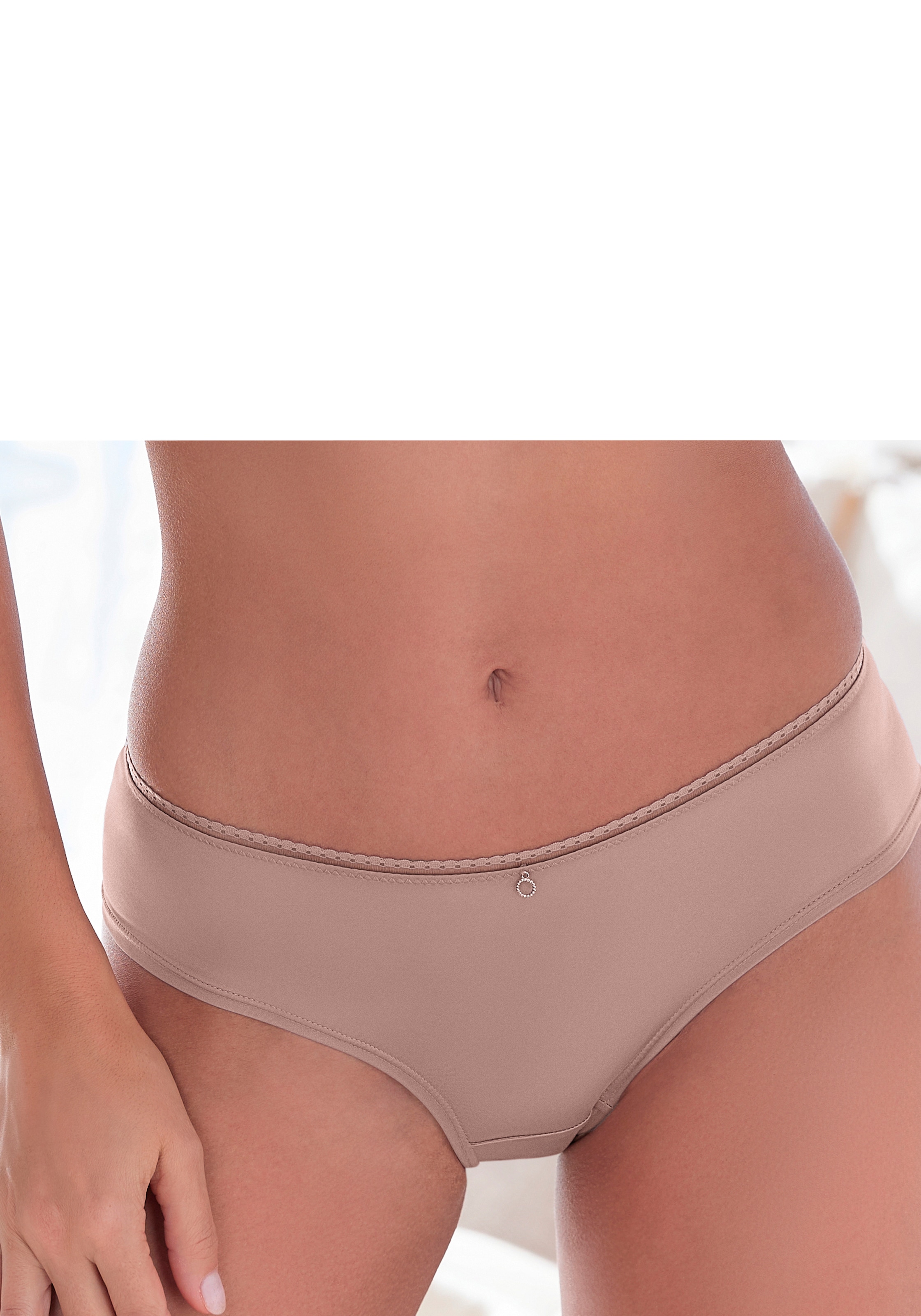 s.Oliver Panty »Elina« mit dezentem Ringdetail vorne mittig