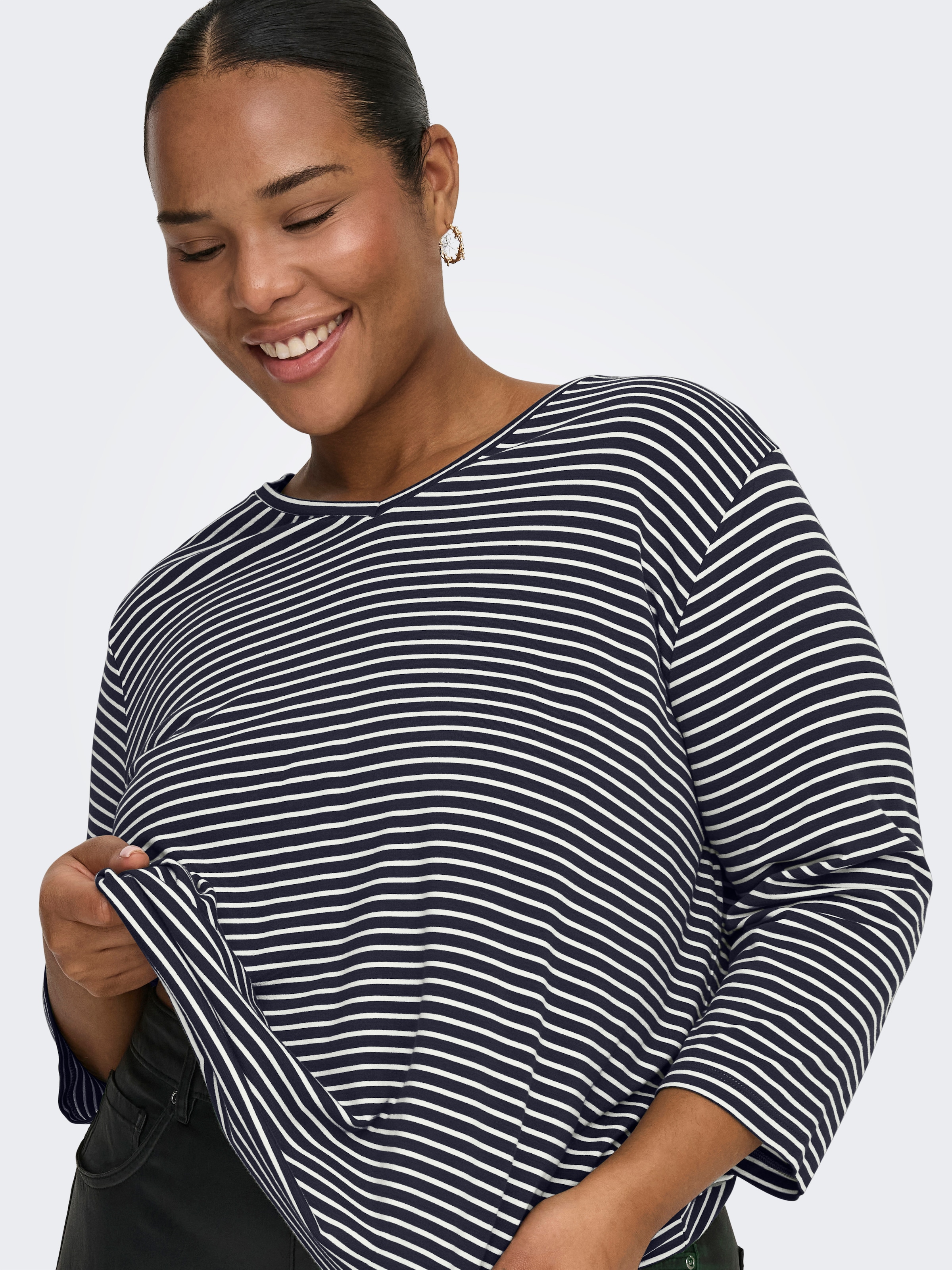 ONLY CARMAKOMA 3/4-Arm-Shirt »CARLINA 3/4 SLEEVE V-NECK BLOUSE JRS«