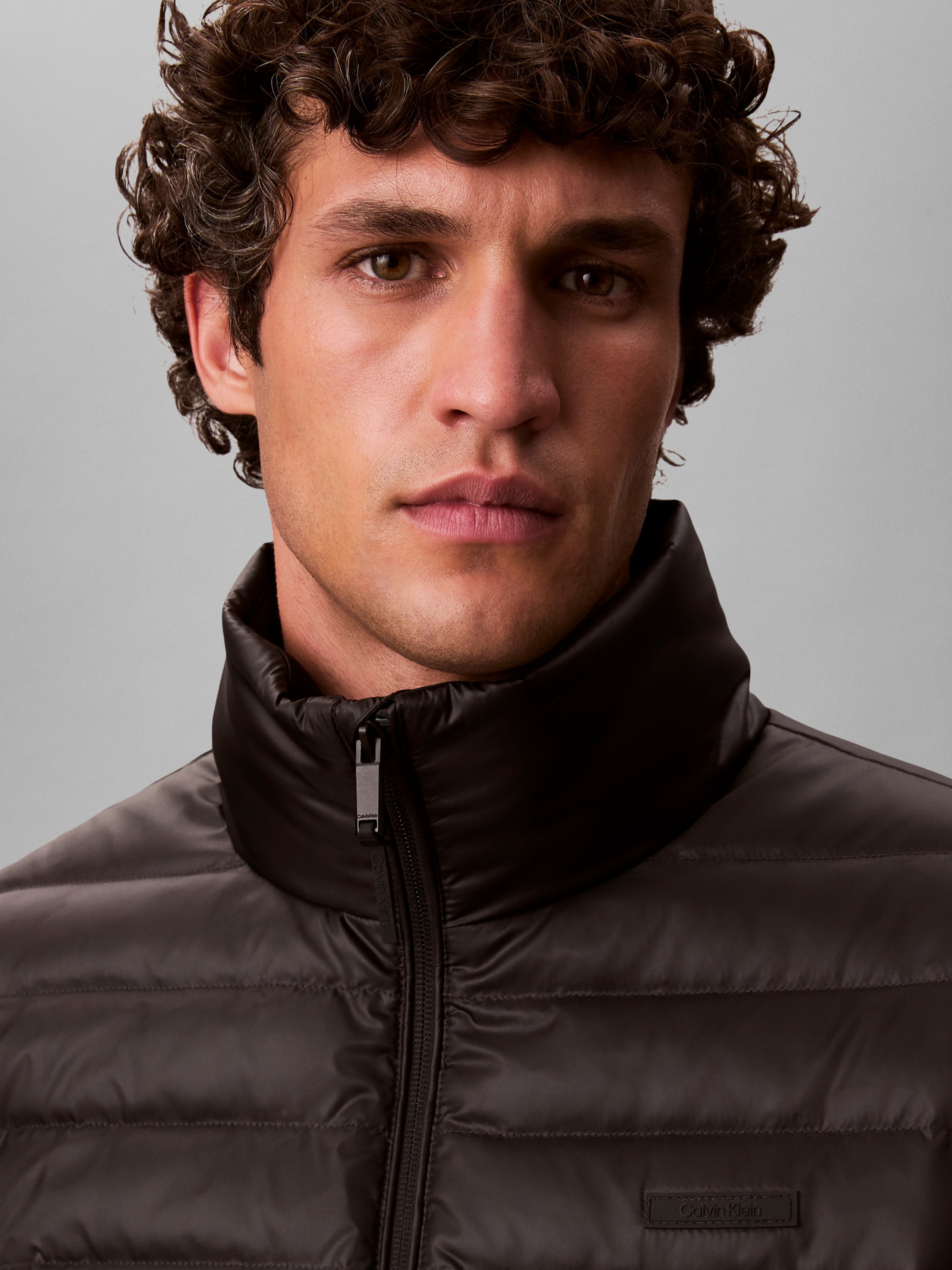 Calvin Klein Steppjacke »LS LT WT NYLN CHNNLD« ohne Kapuze Mit Rundhalsausschnitt