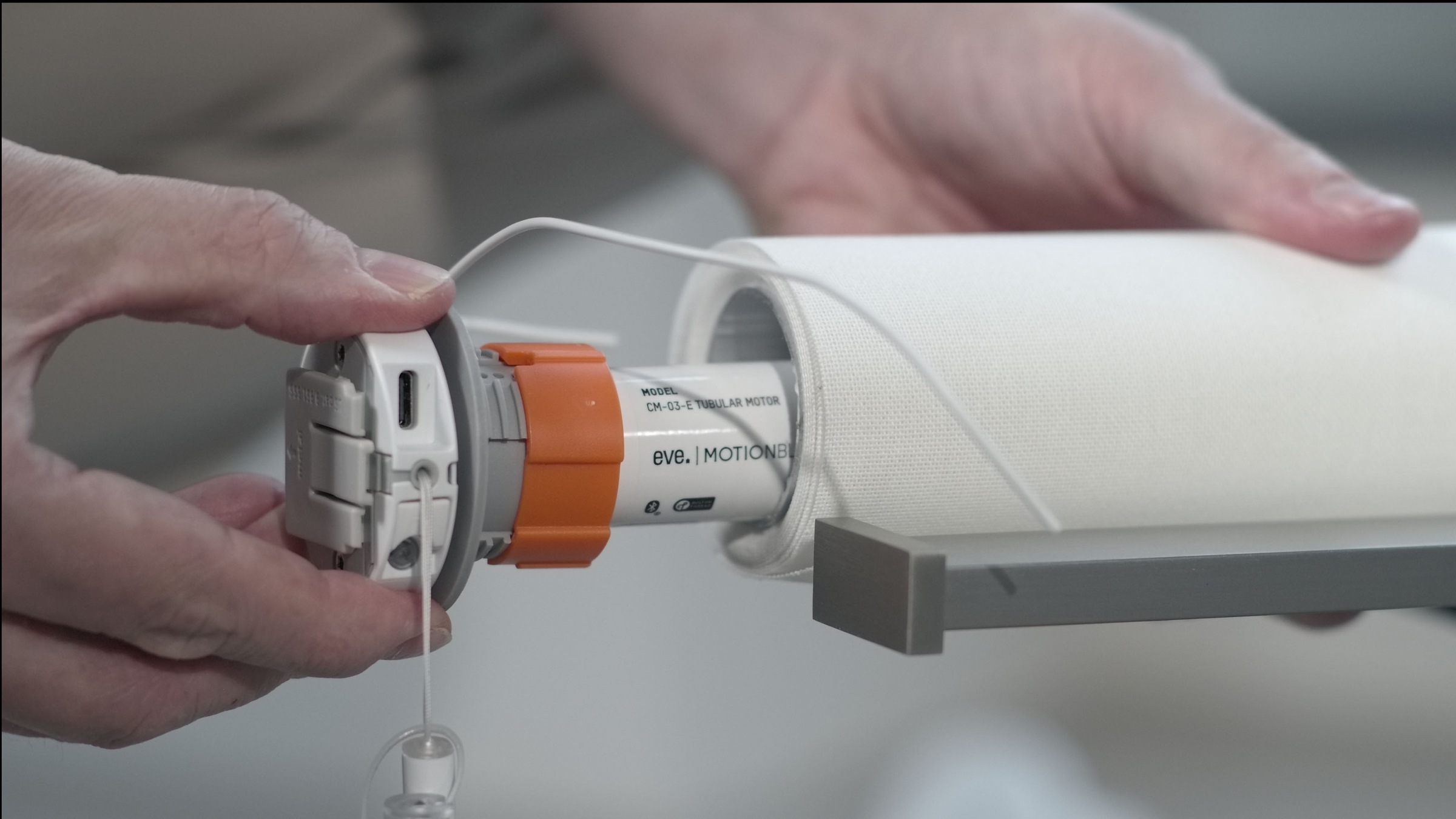 EVE Smart-Home-Zubehör »MotionBlinds Upgrade Kit for Roller Blinds (Matter)«