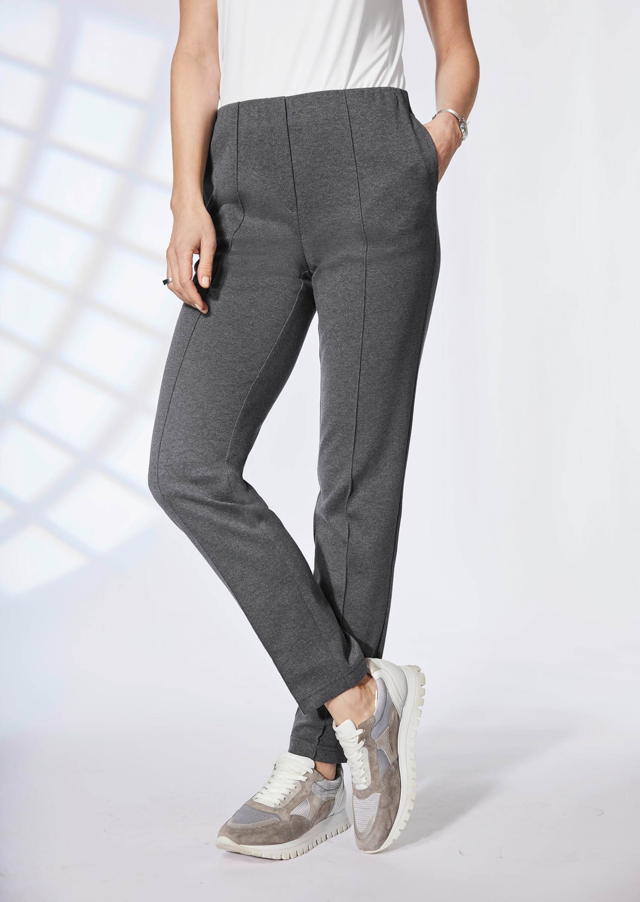 GOLDNER Schlupfhose »Schlupfhose LOUISA Moderne Hose LOUISA mit streckenden Biesen«