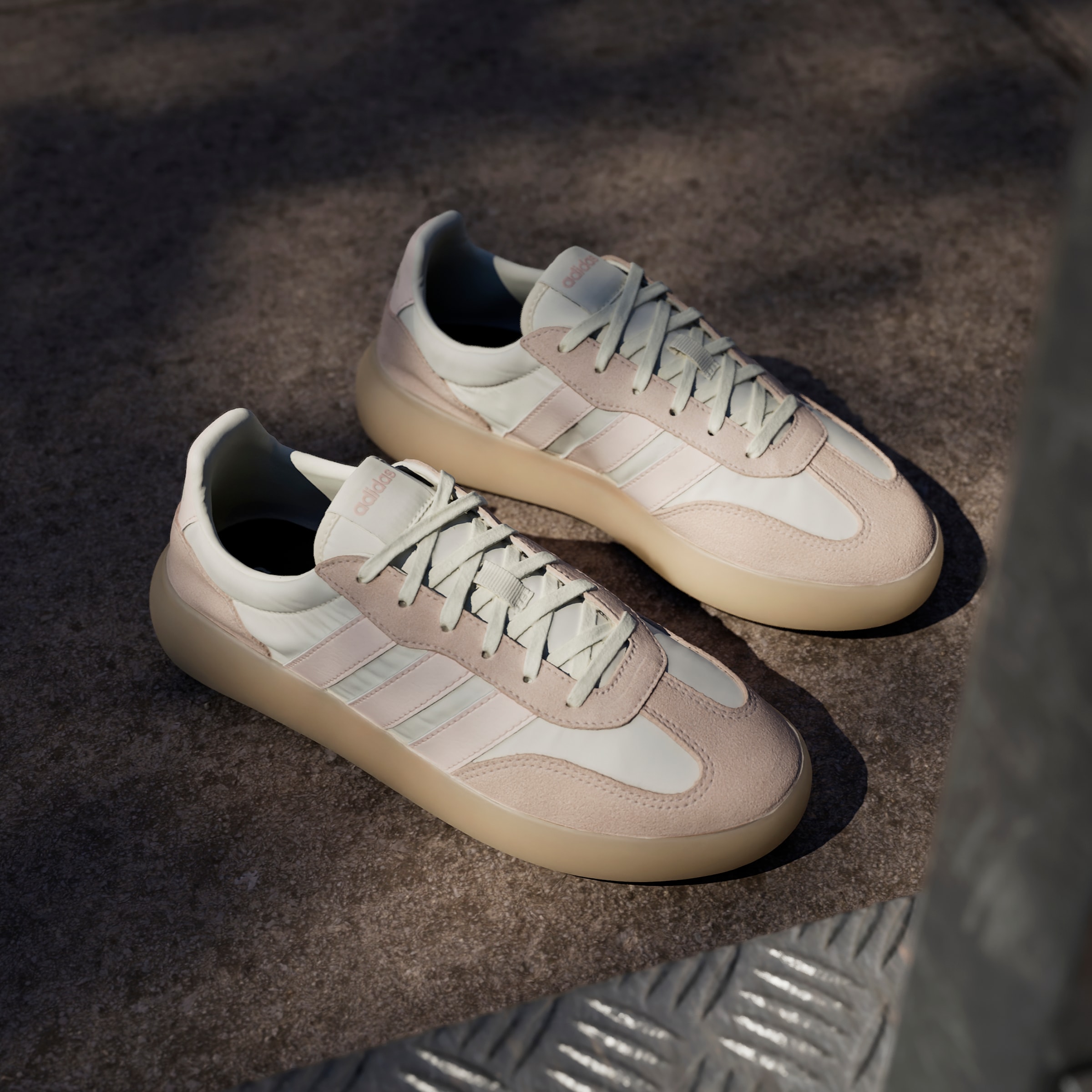 adidas Sportswear Sneaker »BARREDA DECODE«, Design auf den Spuren des adidas Handball Spezial