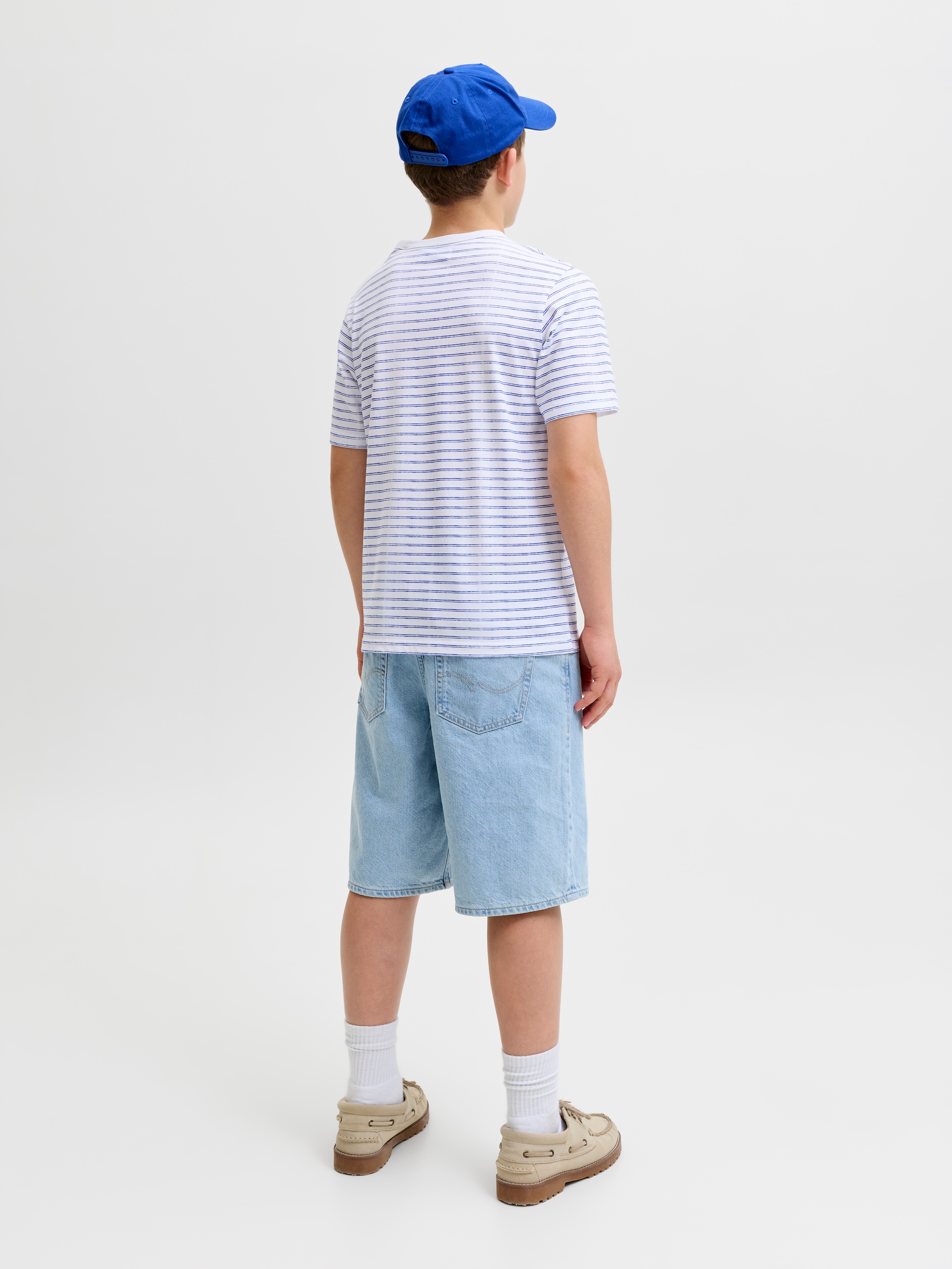 Jack & Jones Junior T-Shirt »JJDEVIN DAYTONA STRIPED TEE SS CN JNR« mit dezenter Logostickerei