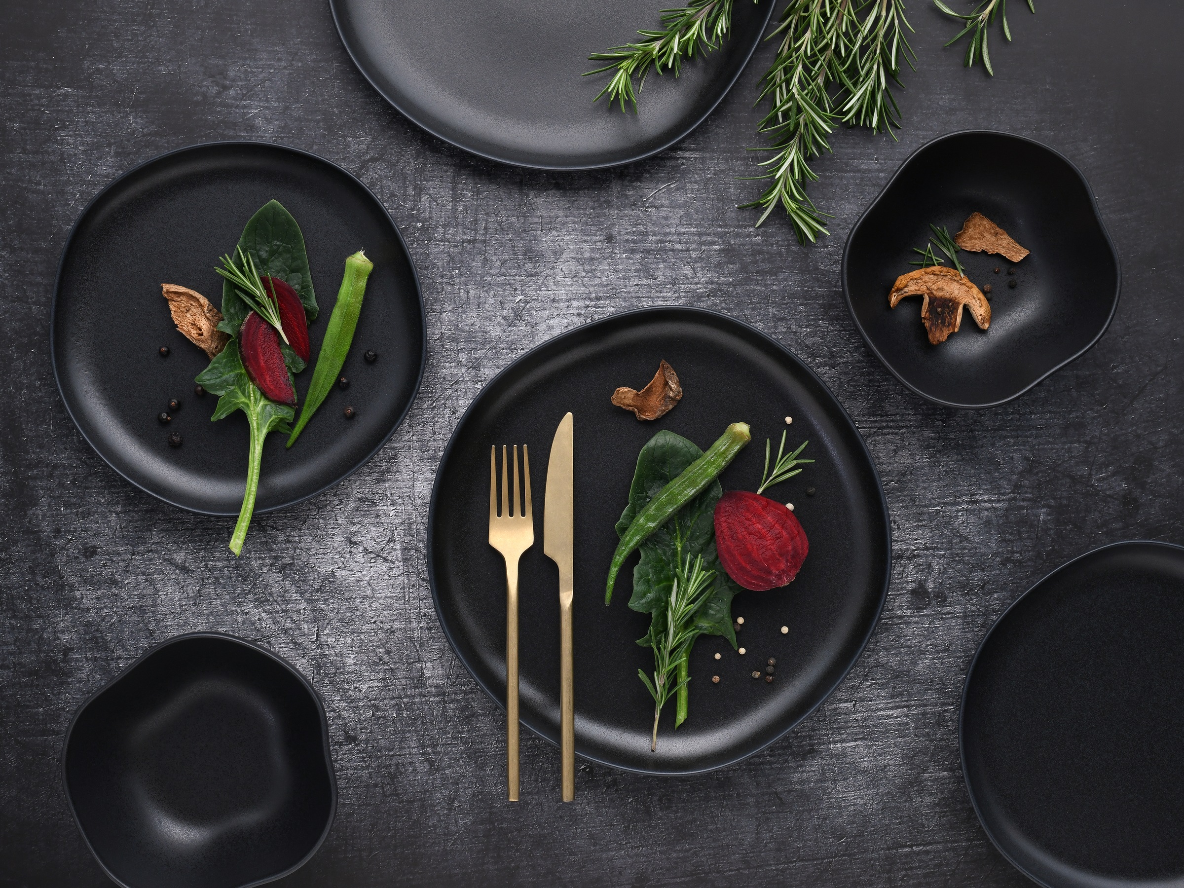 CreaTable Teller-Set »Natura Organic Black, Tellerset 12-tlg« Seidenmatte Glasur