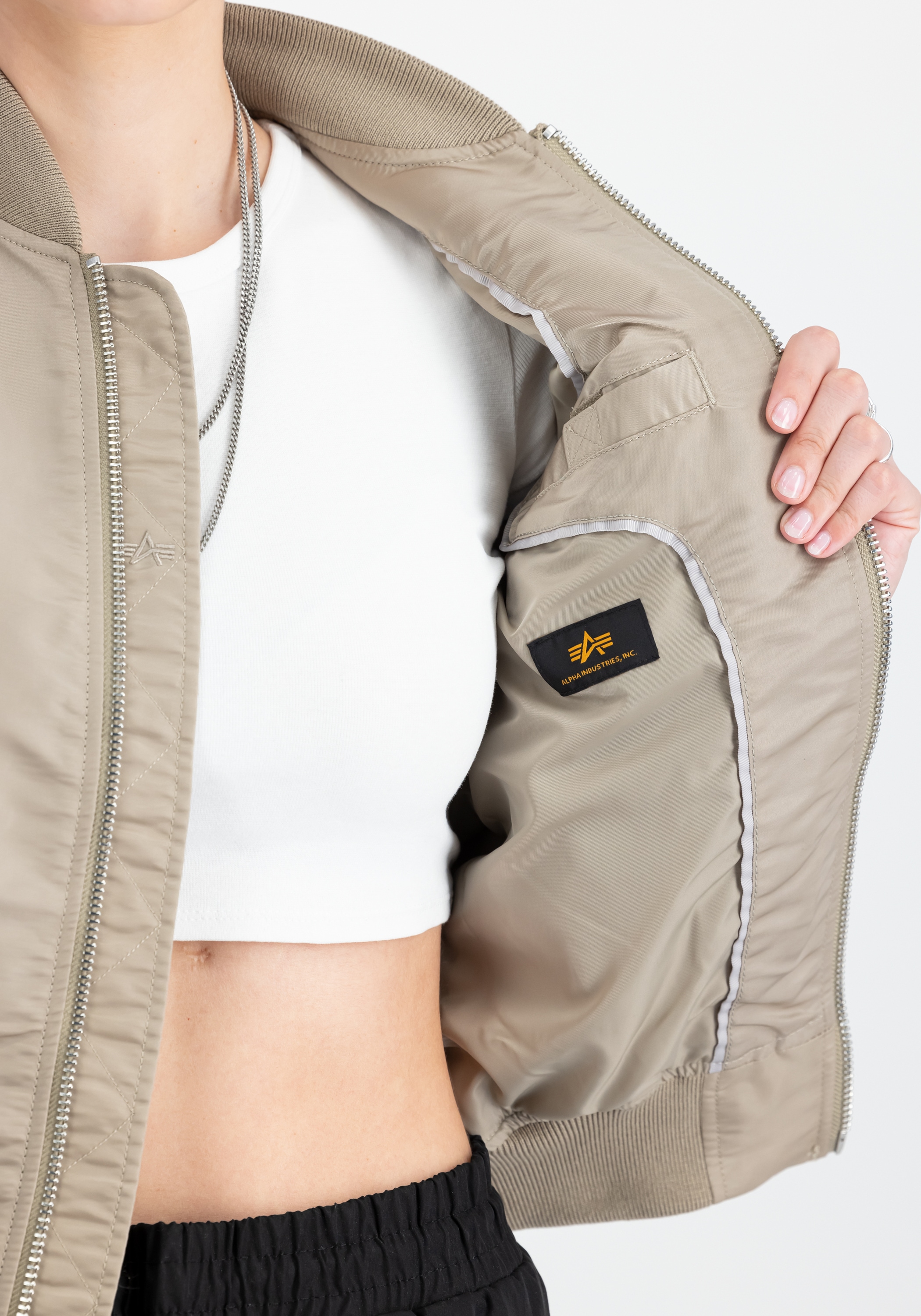 Alpha Industries Bomberjacke »Alpha Industries Women - Bomber Jackets MA-1 VF LW W«