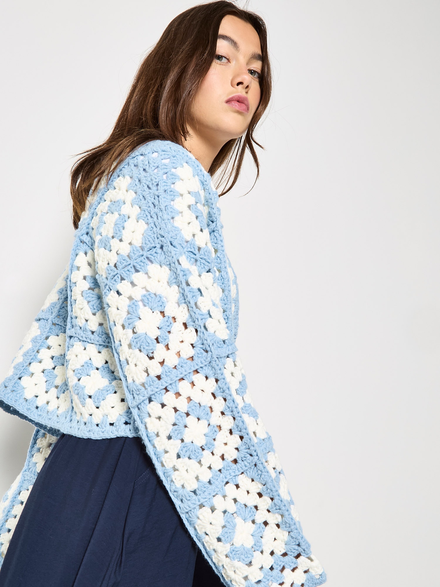 Apricot Strickjacke »Strickjacke« mit Häkelquadraten