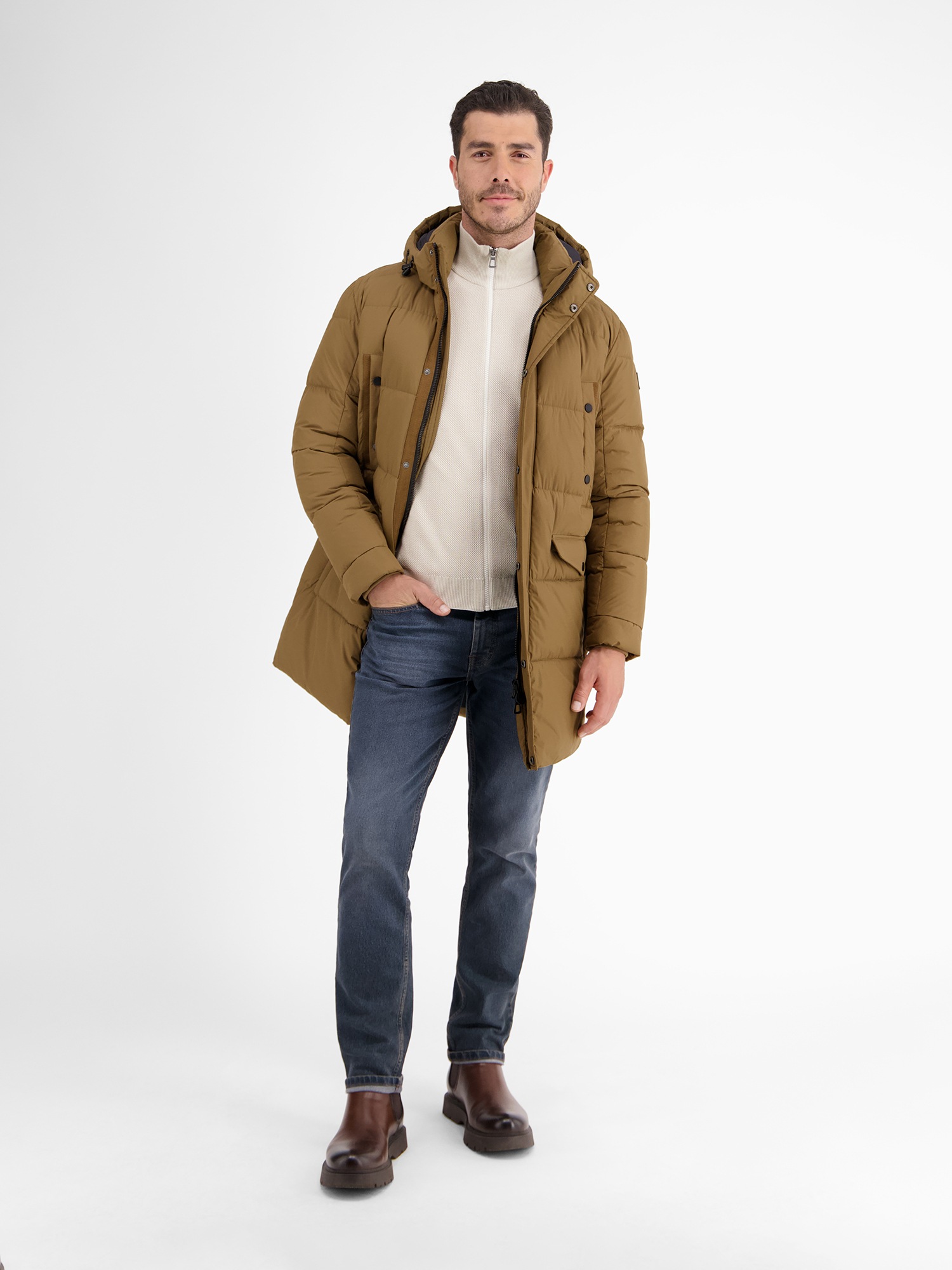 LERROS Steppjacke »LERROS Lange Steppjacke im Parka-Design, dick gefüttert«, mit Kapuze, Wasser- und windabweisend, atmungsaktiv