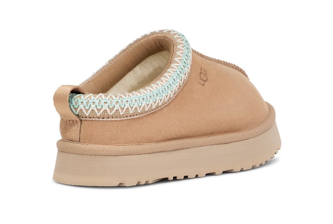 UGG Pantoffel »K TAZZ«, Plateau Clog, Mule, Hausschuh mit Zierborte