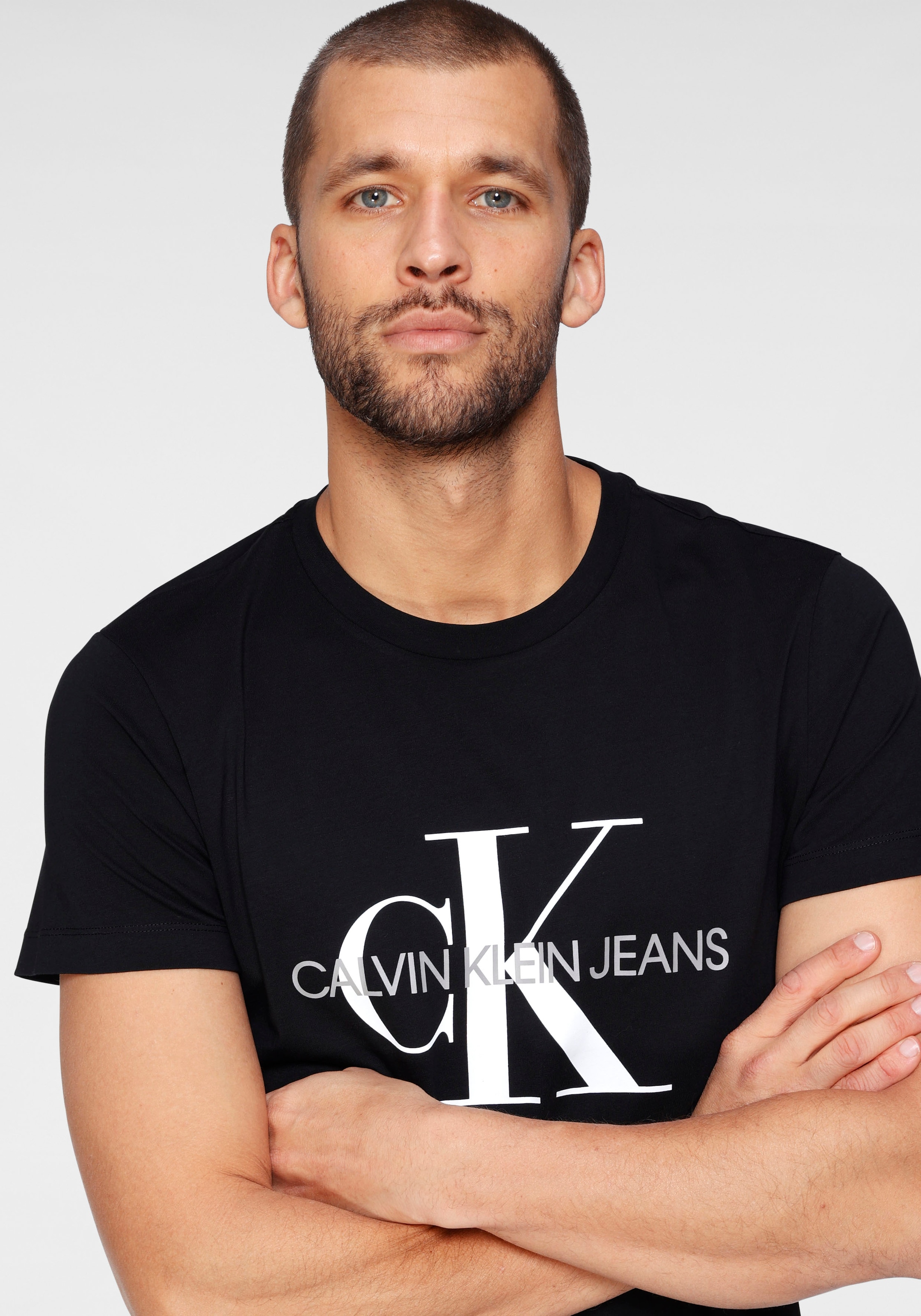 Calvin Klein Jeans T-Shirt »ICONIC MONOGRAM SLIM TEE«, mit großem CK-Print