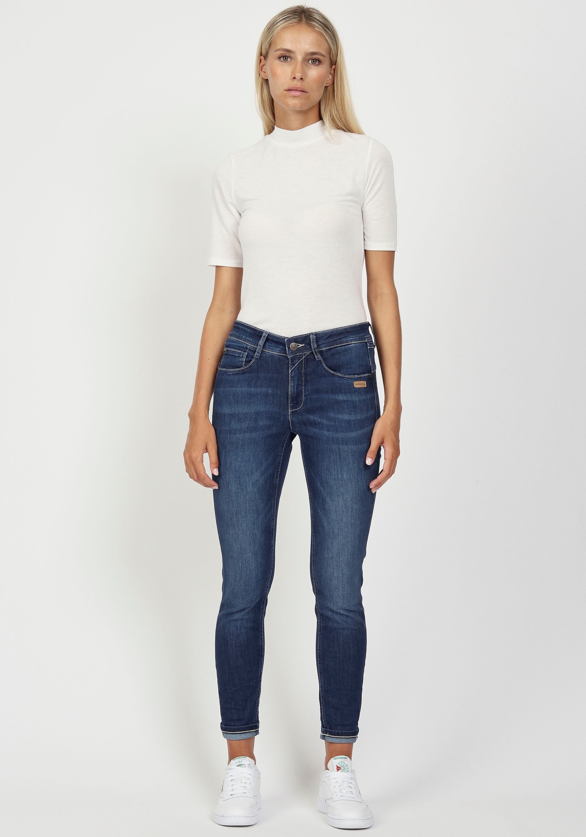 GANG Relax-fit-Jeans »94AMELIE«, mit Used-Effekten