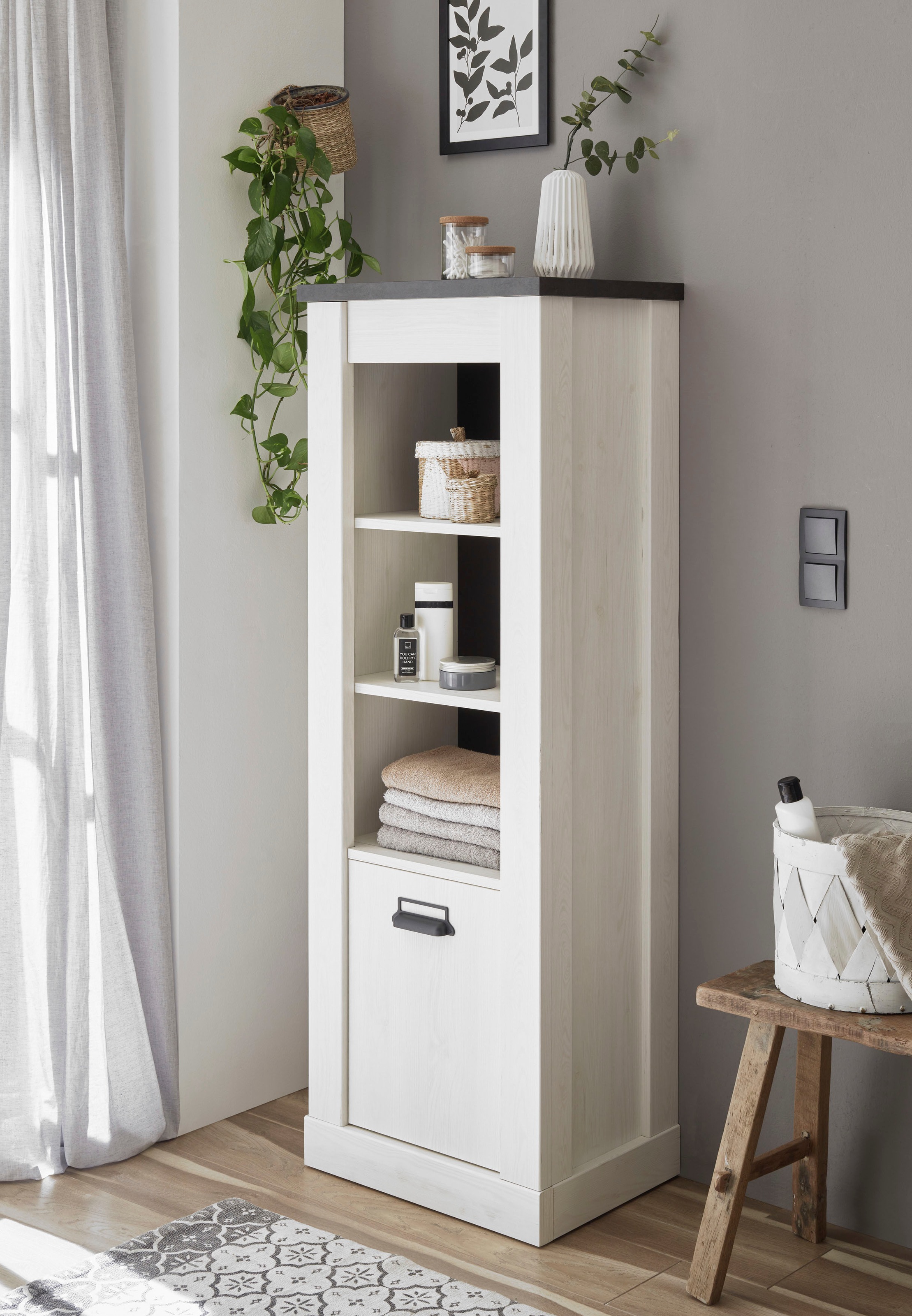 Home affaire Wäscheschrank »SHERWOOD Hochkommode Kommode Schrank«, in modernem Holz Dekor, mit Apothekergriffen aus Metall, Höhe 146 cm