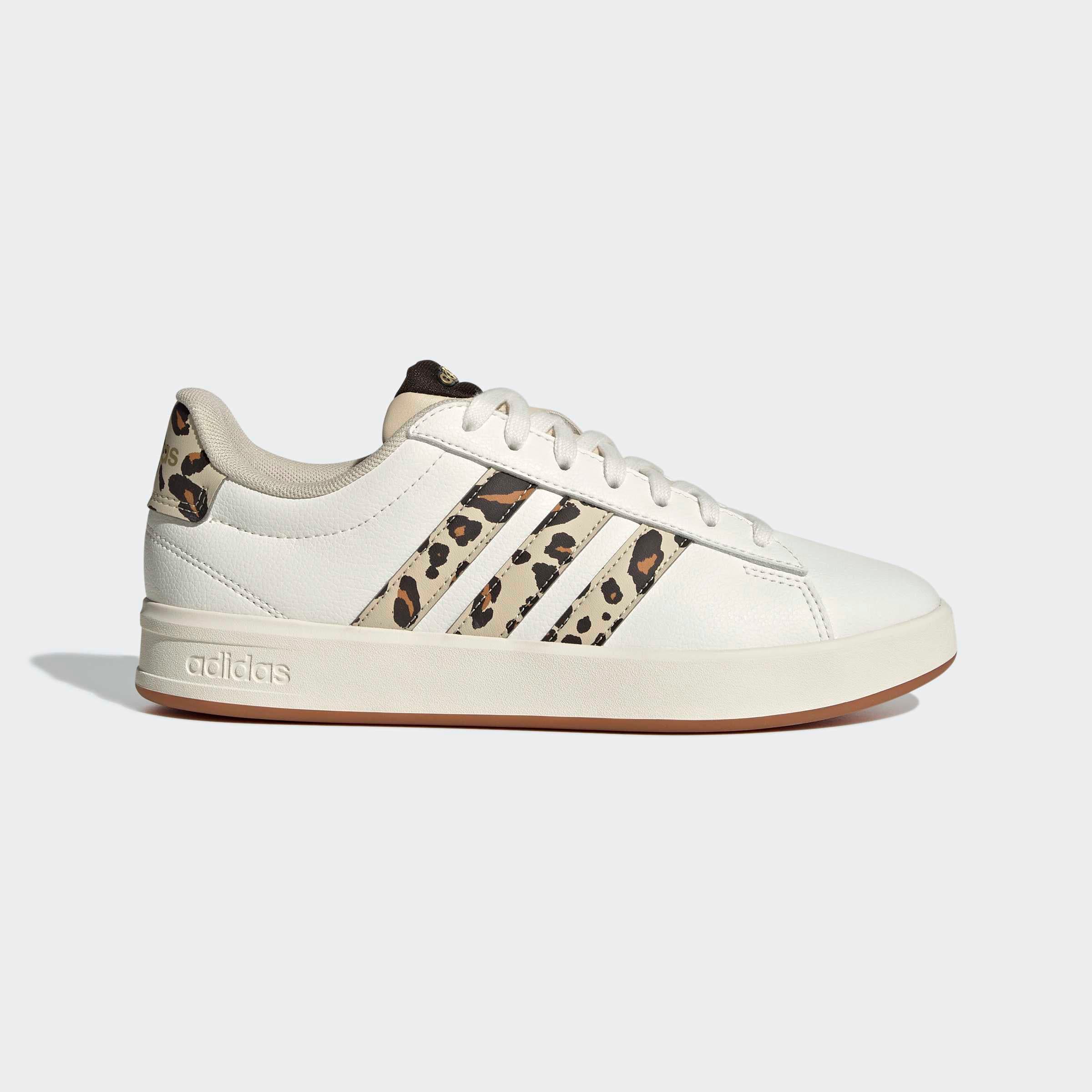 adidas Sportswear Sneaker »GRAND COURT 3.0«  mit Leo Muster