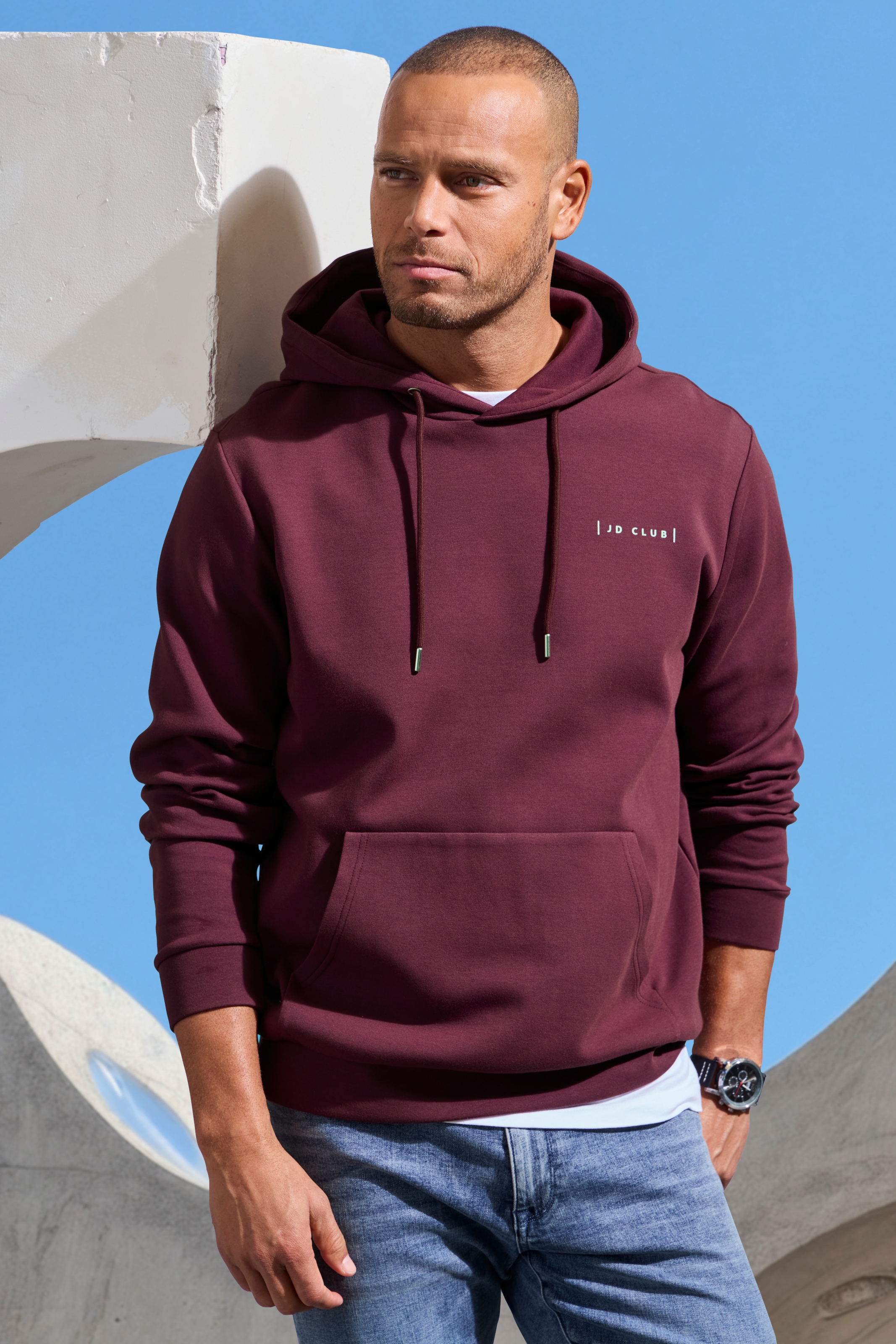 John Devin Hoodie »bis Größe 5XL«, hochwertige Qualität mit dezentem Logodruck vorn
