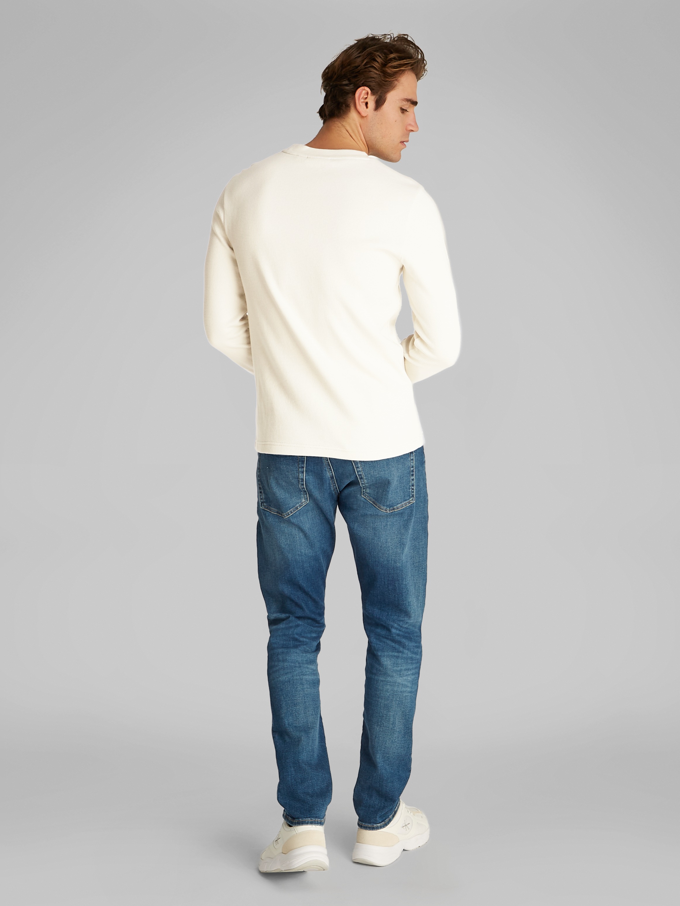 Calvin Klein Jeans Langarmshirt »WOVEN LABEL WAFFLE LS TEE«, Logodruck