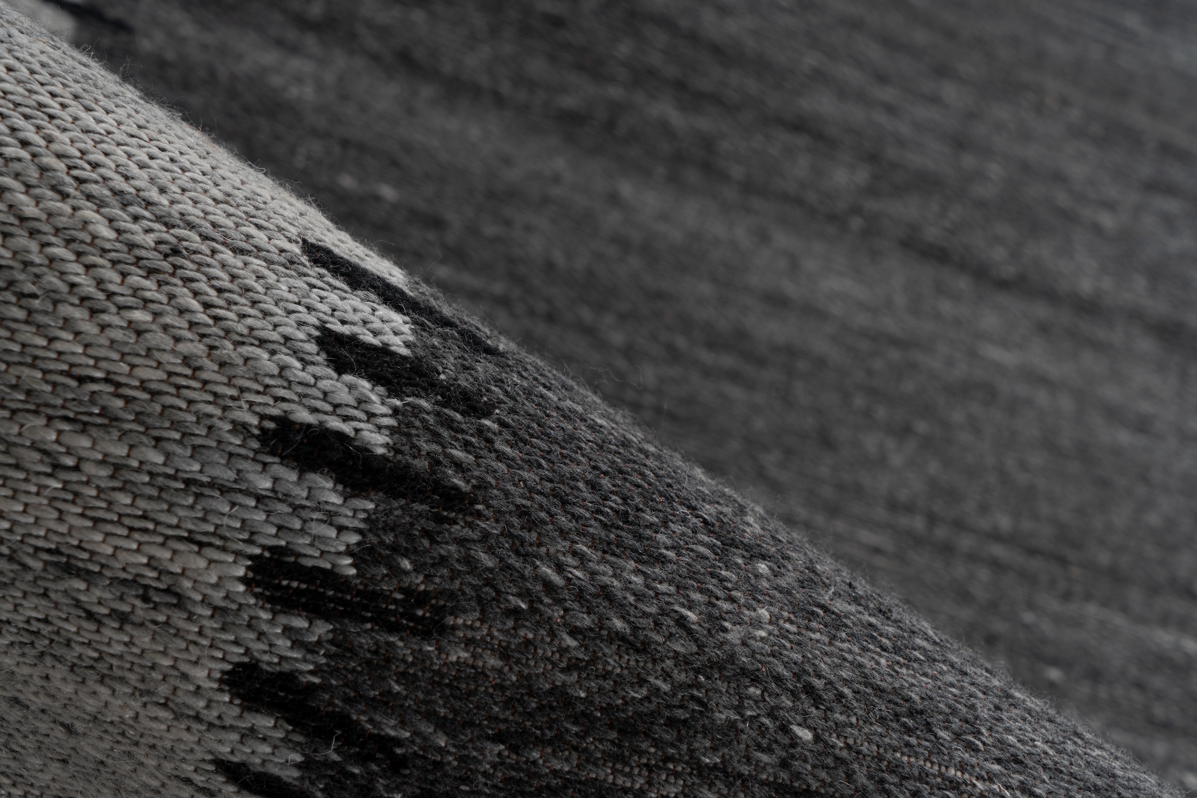 Kayoom Teppich »Phoenix 310«, rechteckig, 6 mm Höhe, Dezenter Jacquard-Teppich, Flachflor, Aus pflegeleichten Materialien