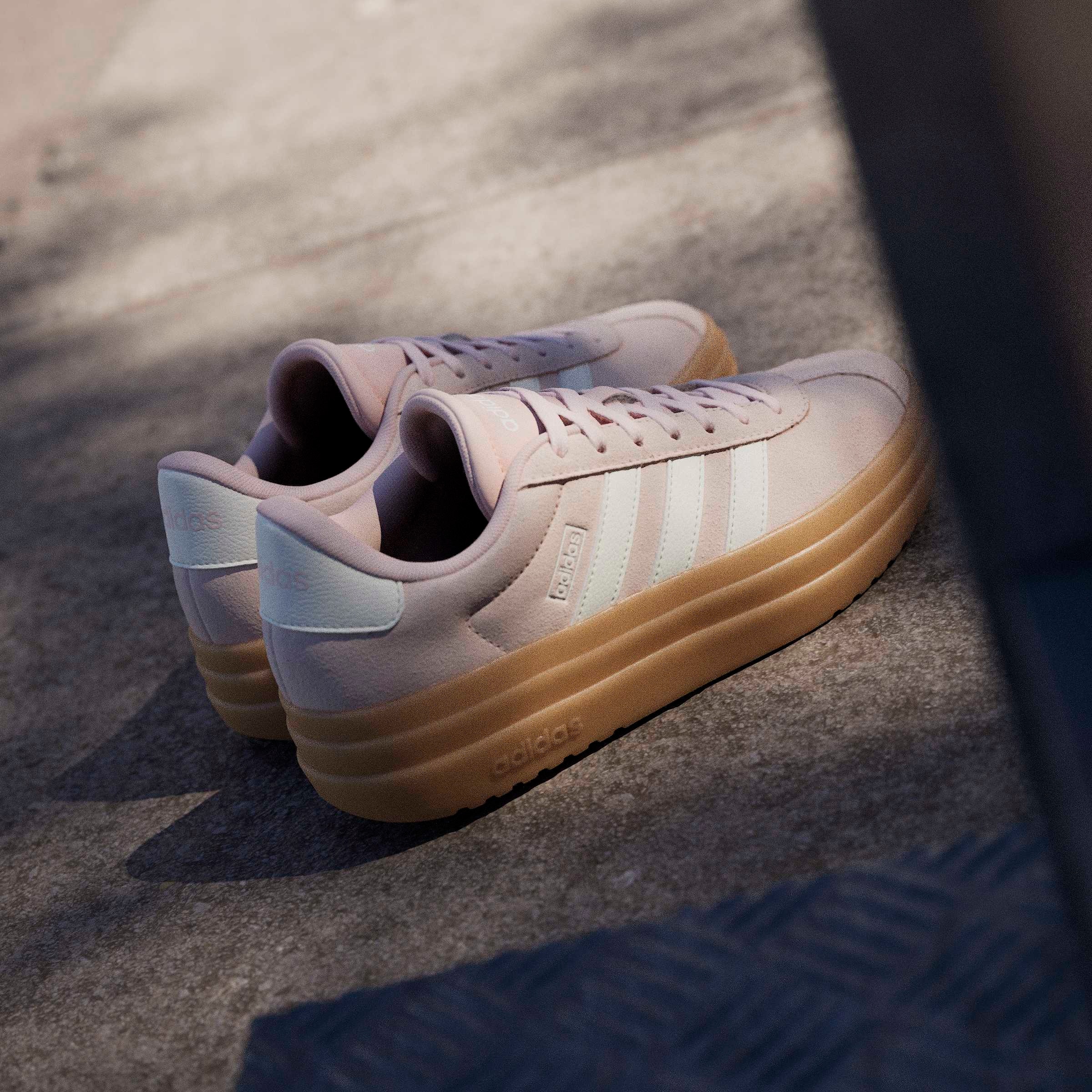 adidas Sportswear Plateausneaker »VL COURT BOLD«  inspiriert vom Design des adidas gazelle bold