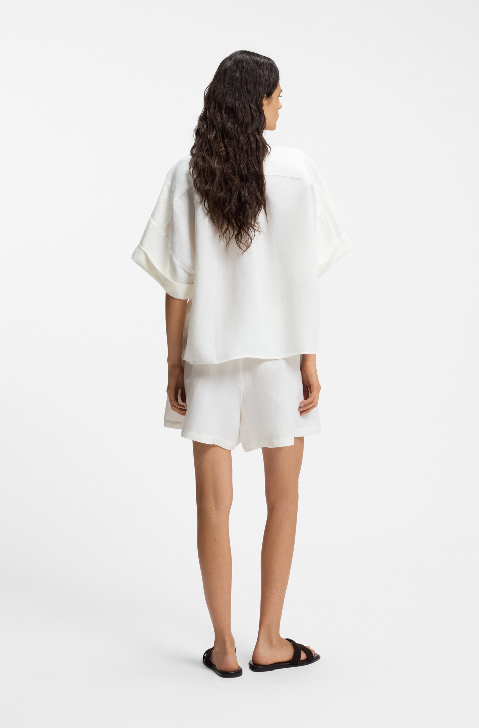 BOSS ORANGE Hemdbluse »Bisenas Premium Damenmode« mit Spitzkragen, Leinen-Mix