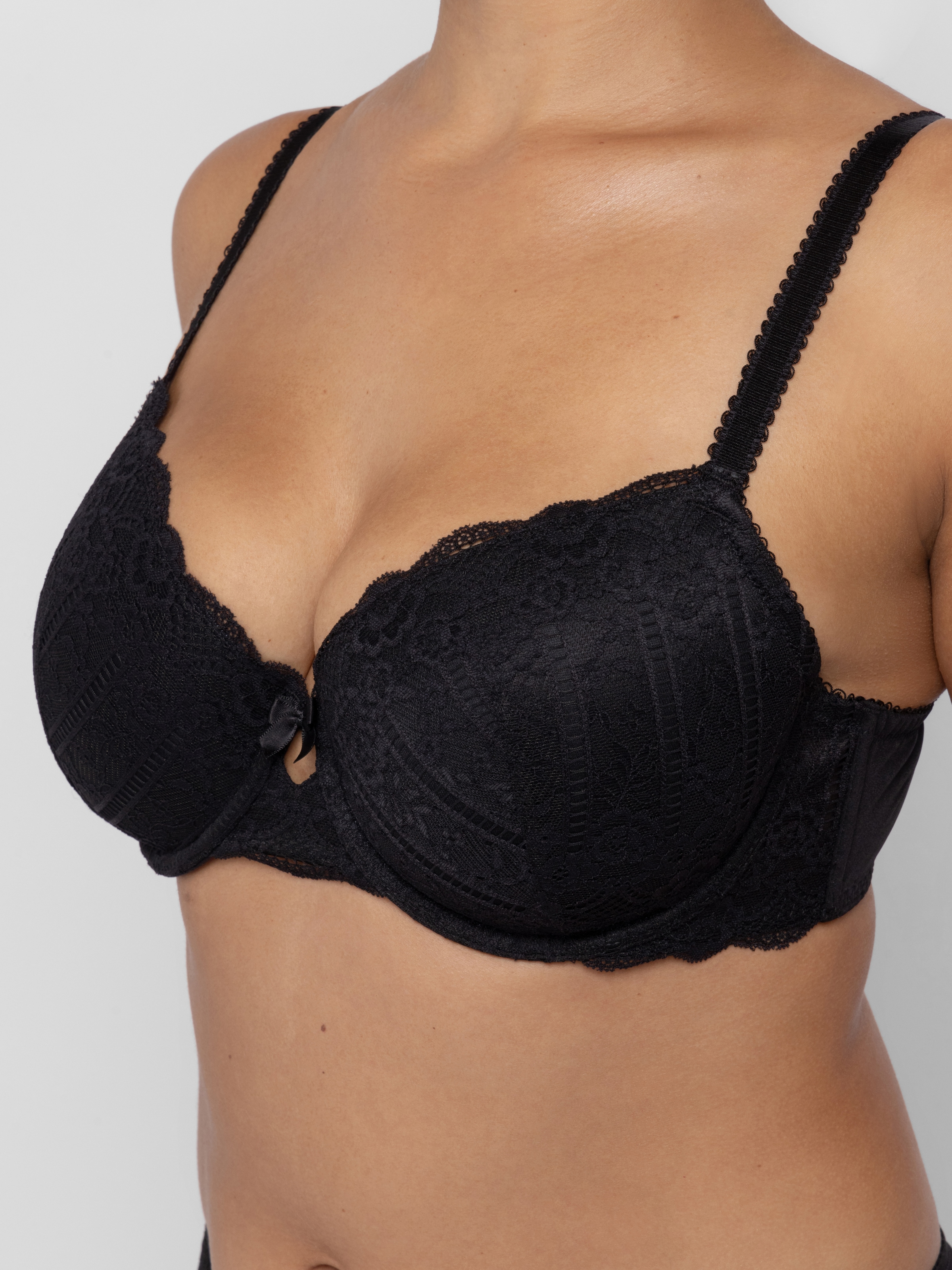 Dorina Bügel-BH »Celine« 2er Pack,  Mikrofaser-Rückenflügel mit Power-Mesh