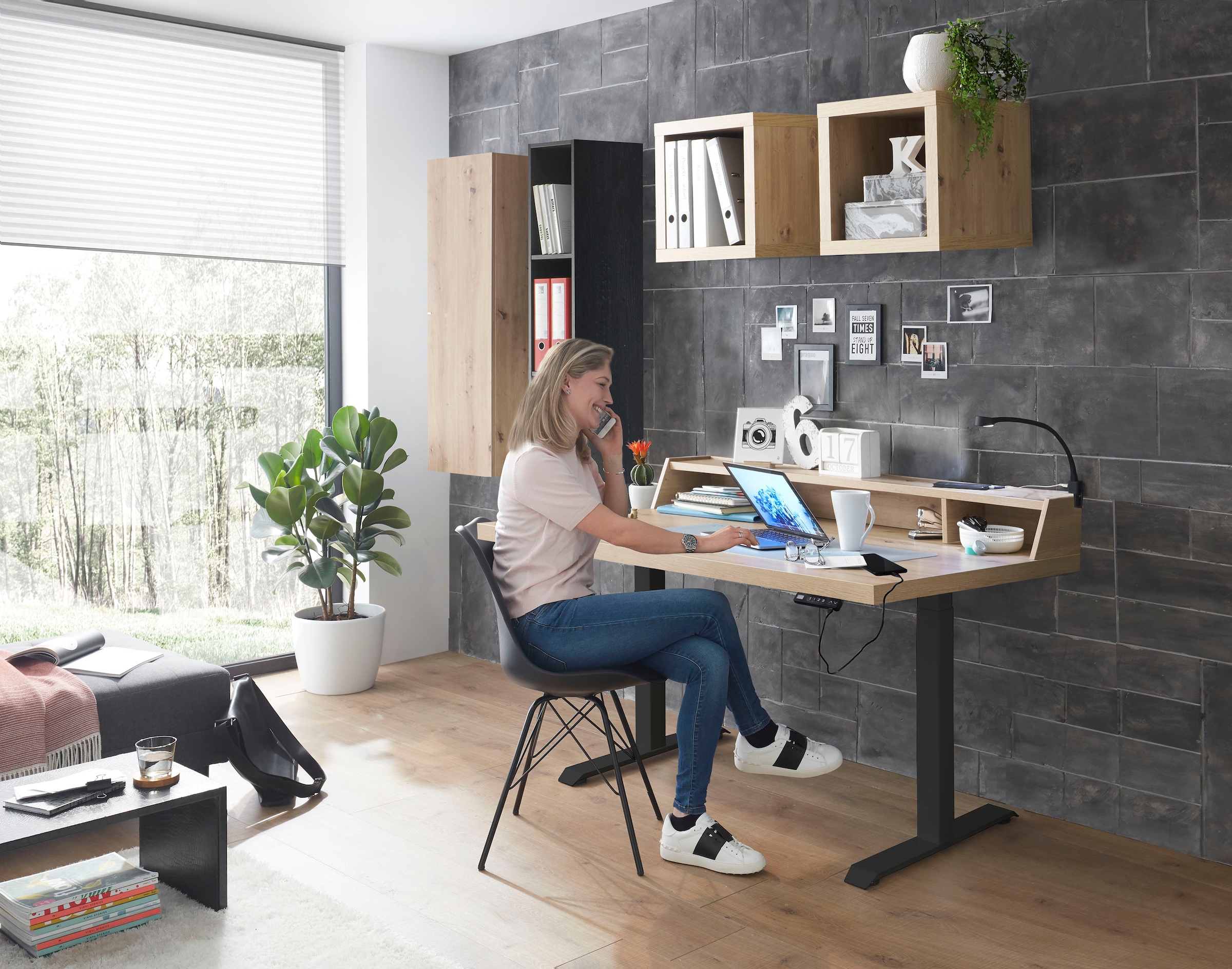 Mäusbacher Schreibtisch, Breite 120 cm, elektrisch höhenverstellbar, asteiche
