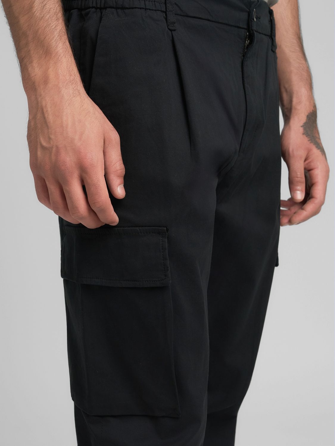 Replay Chinohose »Adhann«  aus Twill mit Cargotaschen, Tapered Fit
