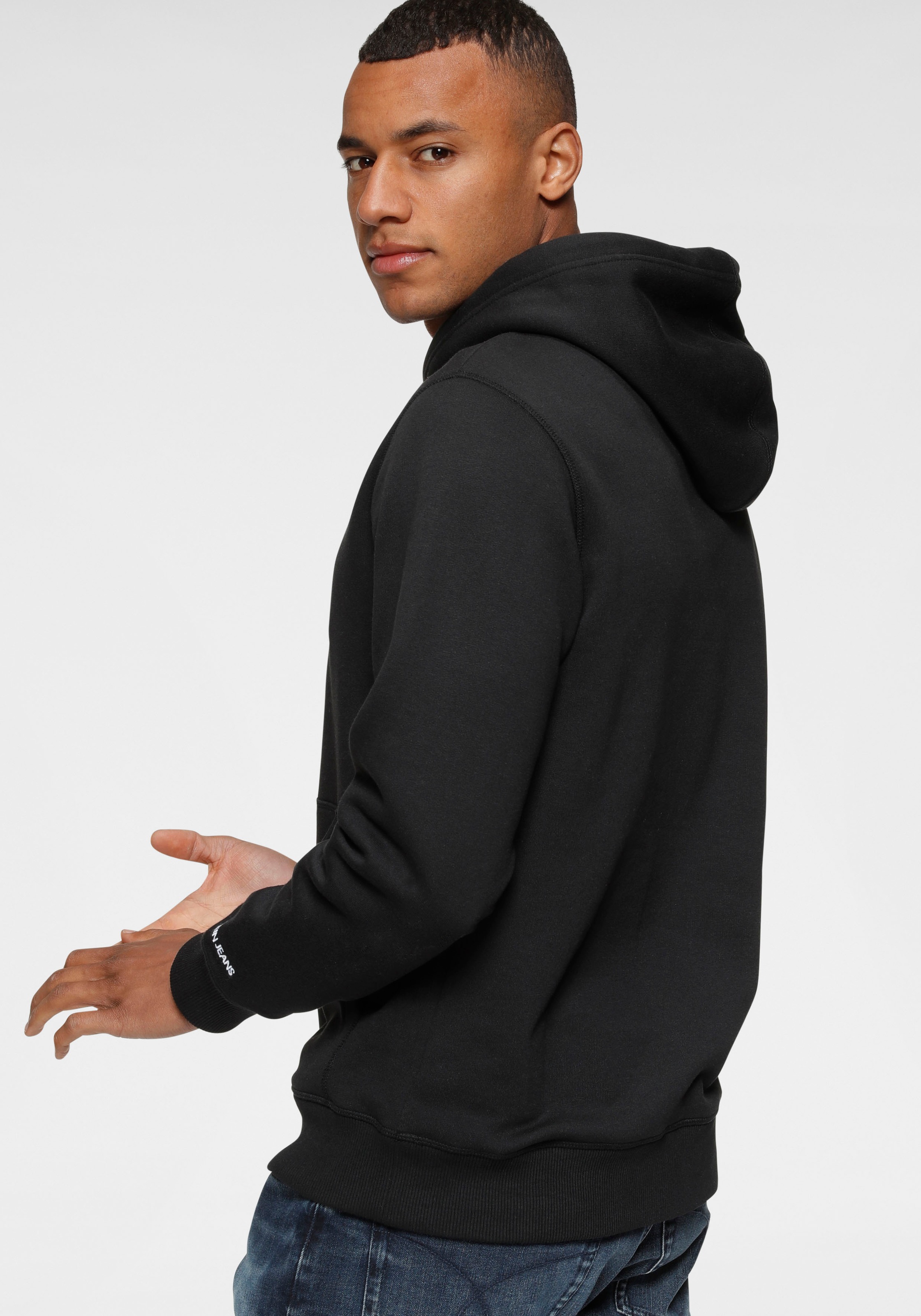 Calvin Klein Jeans Kapuzensweatshirt »CK ESSENTIAL HOODIE«, mit Kängurutasche