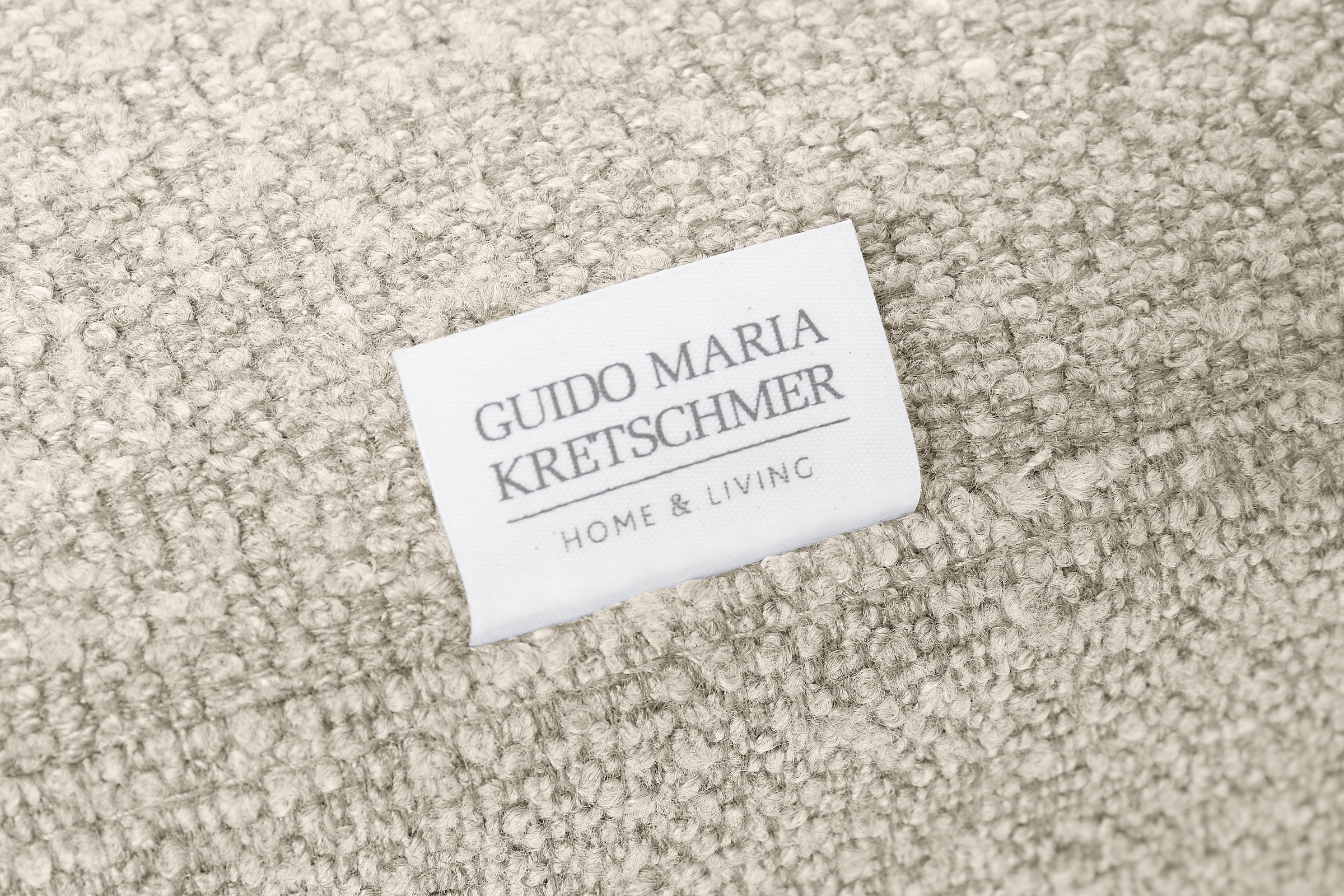 Guido Maria Kretschmer Home&Living Big-Sofa »Annera«, weicher Sitzkomfort, mit extra tiefen Sitzflächen, Füllung mit Federn