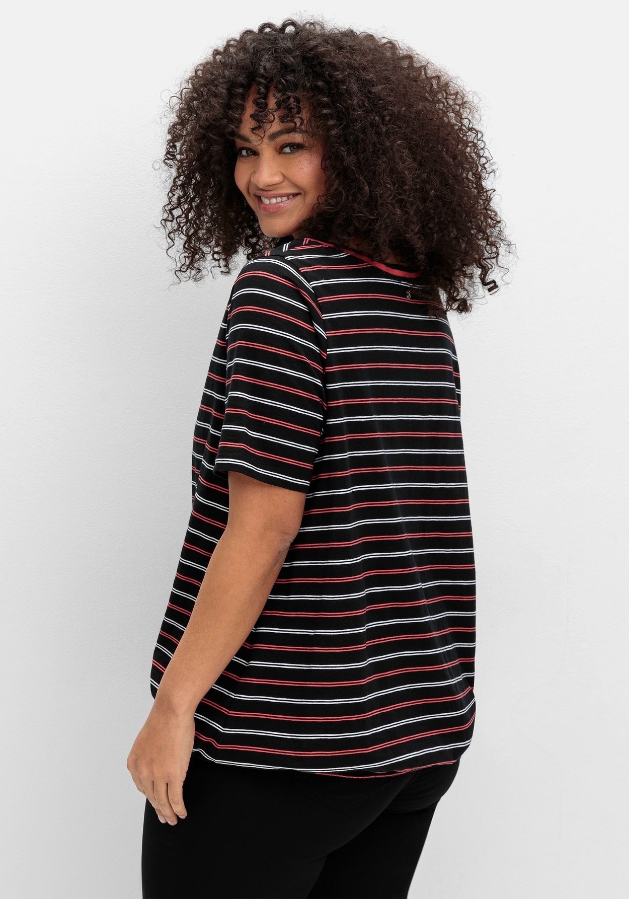 Sheego Rundhalsshirt »Gestreiftes Shirt mit Gummizugbund«