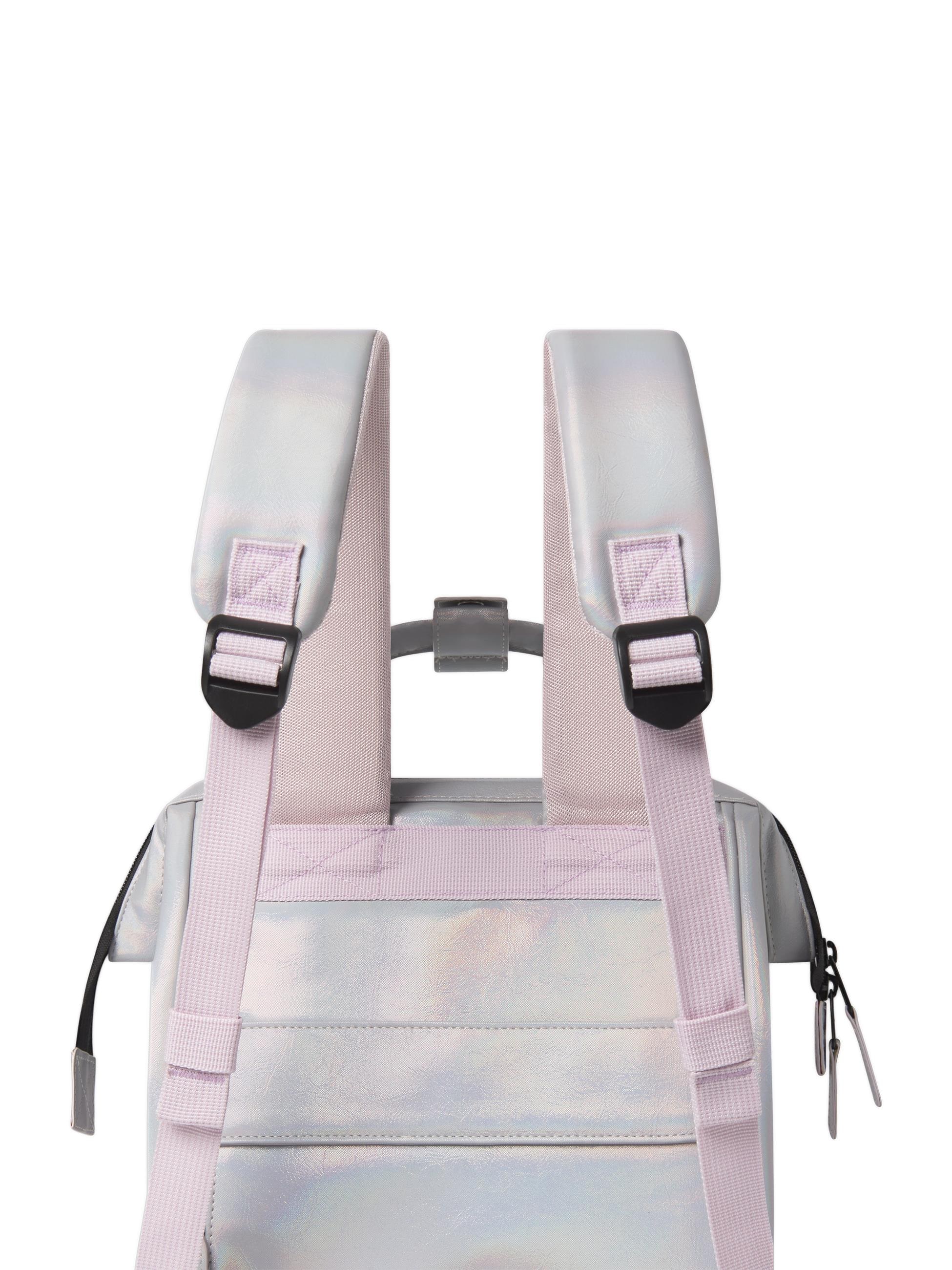 CABAIA Tagesrucksack »Tagesrucksack Adventurer S Iridescent«, Holografischer Rucksack mit zwei Vordertaschen