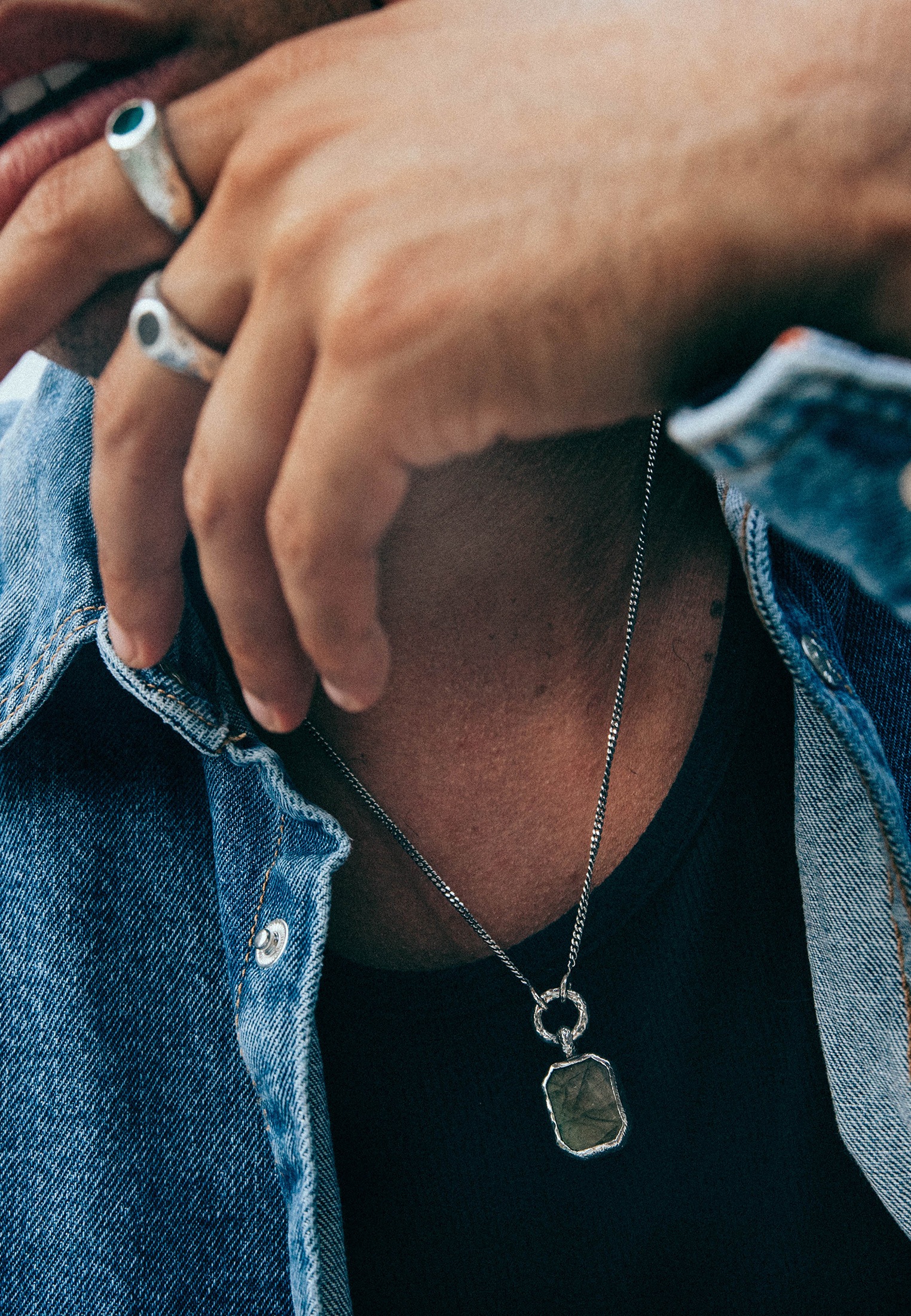 HAZE & GLORY Kette mit Anhänger »Halskette Labradorit Anhänger 925 Silber oxidiert«