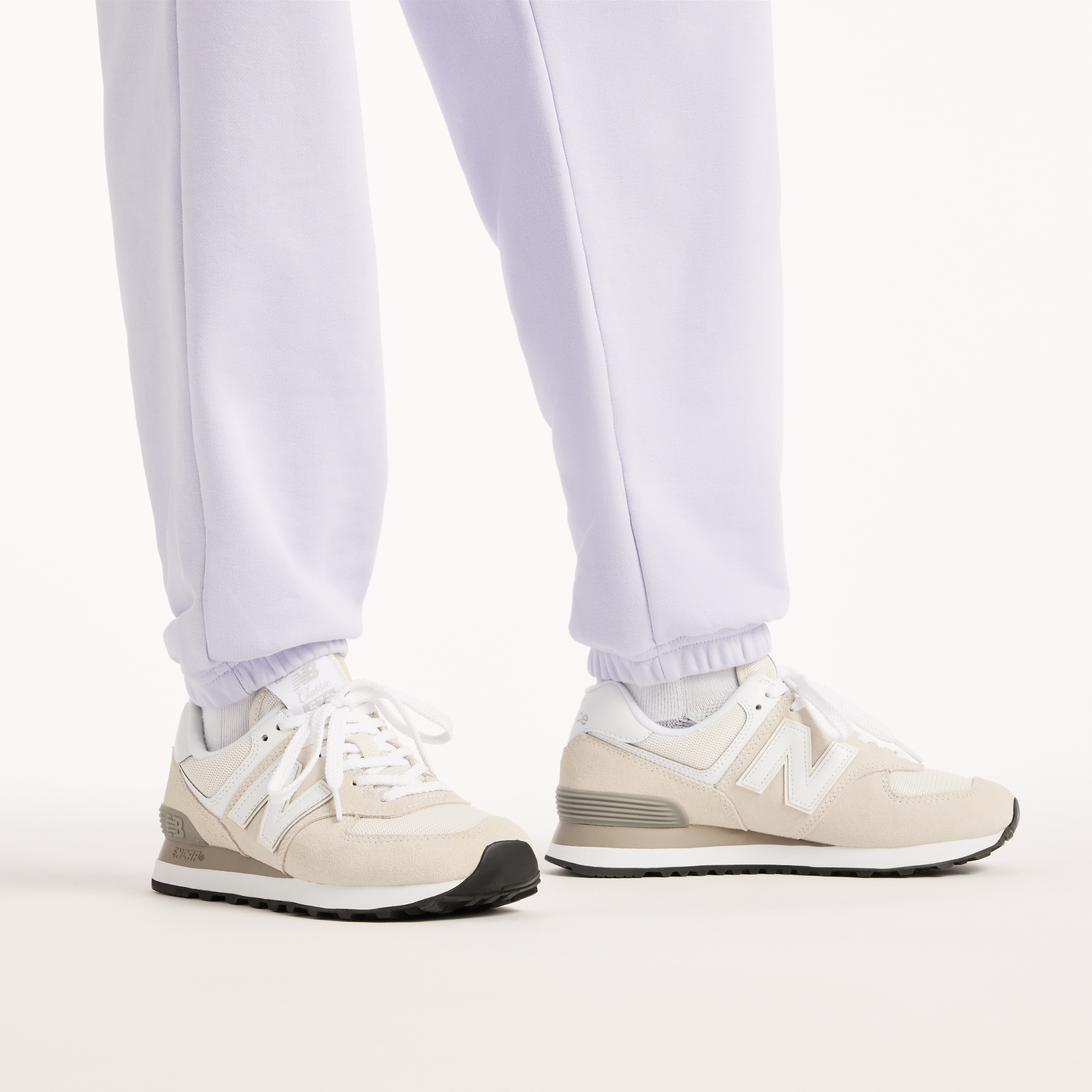 New Balance Jogginghose »SPORT ESSENTIALS FRENCH TERRY JOGGER«  lockere Passform, aus Baumwolle und Polyester