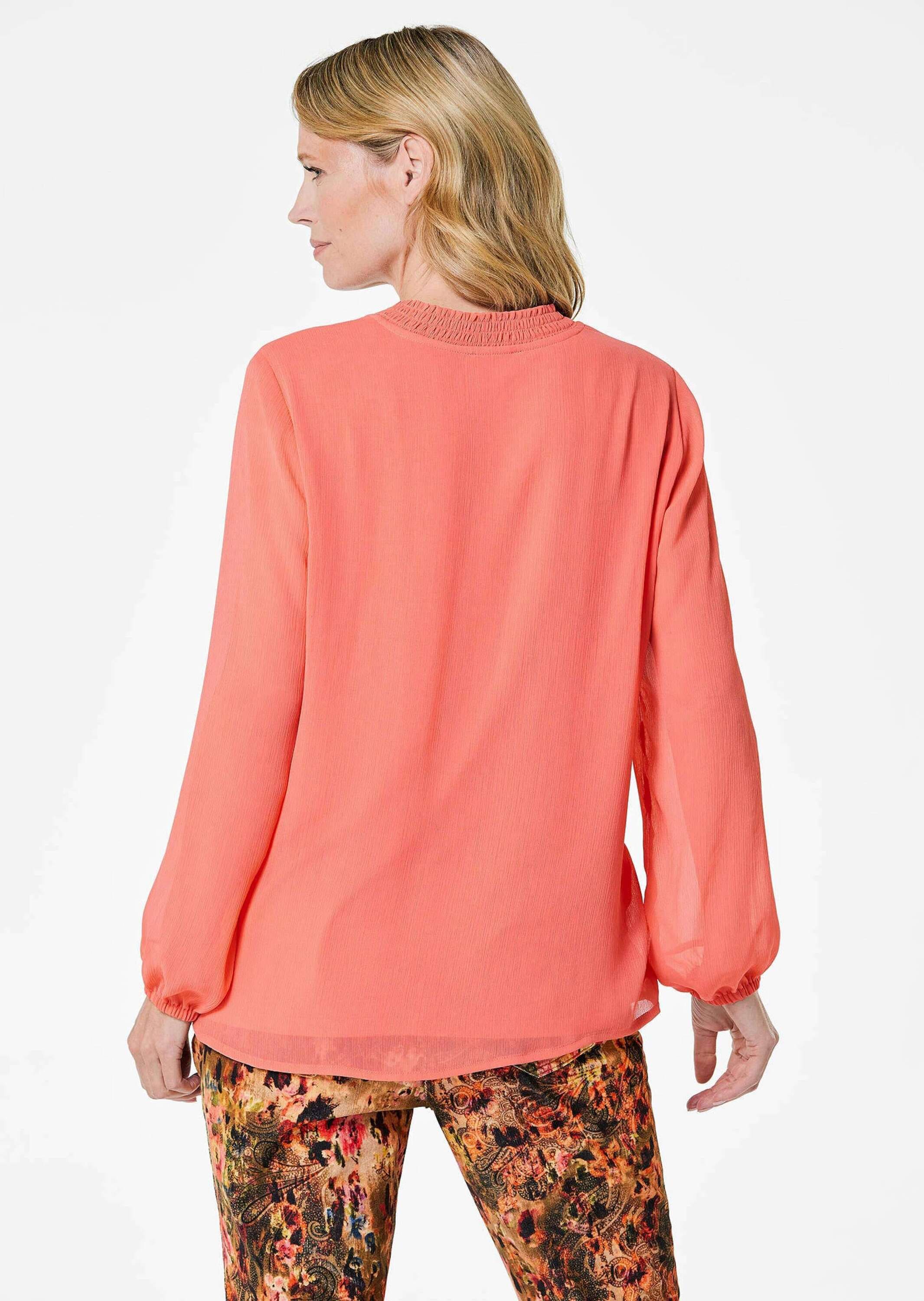 GOLDNER Chiffonbluse »Kurzgröße Chiffonbluse mit femininem Ausschnitt«